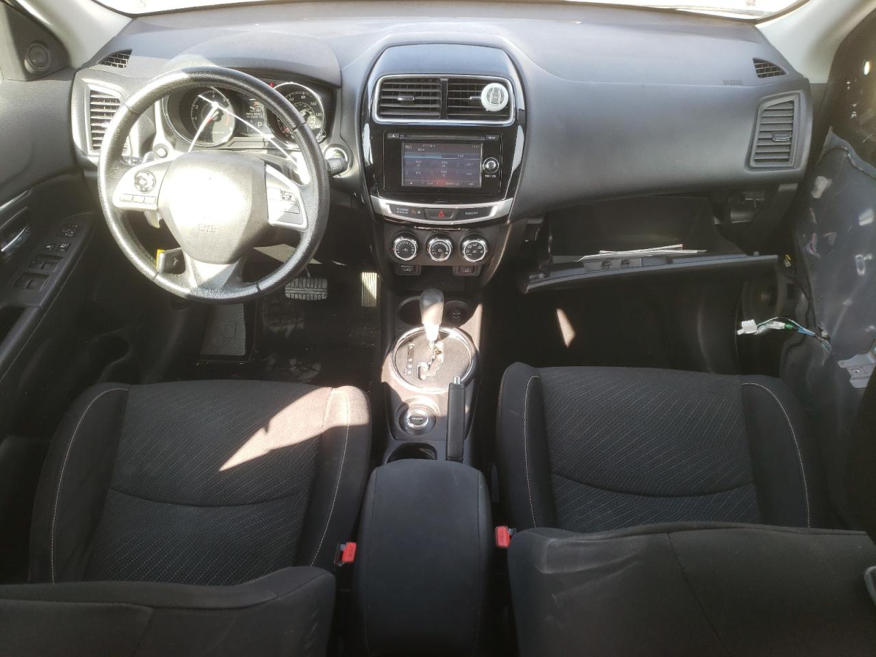 2015 Mitsubishi Outlander VIN 4A4AR4AU0FE046015 Copart auction photo, all over damage thumbnail 8