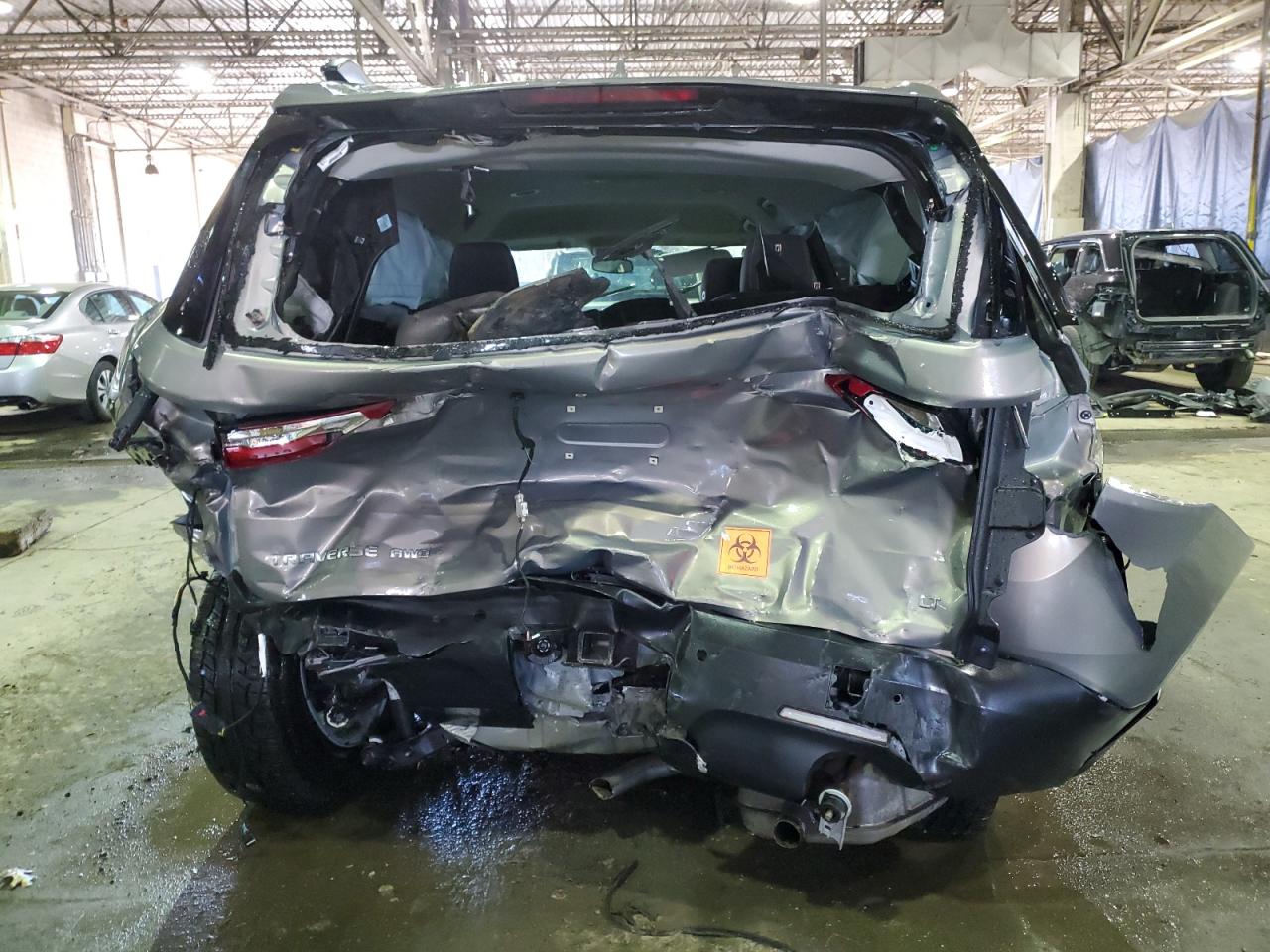 2019 Chevrolet Traverse VIN 1GNEVGKW2KJ174352 Copart auction photo, rear end / undercarriage damage thumbnail 6