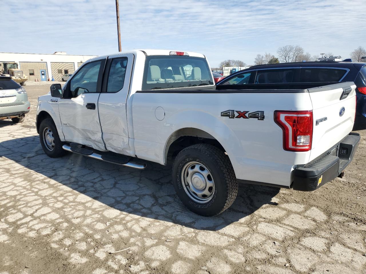 2015 Ford F-150 VIN 1FTEX1EP5FFC88469 Copart auction photo, side / minor dent/scratches damage thumbnail 2