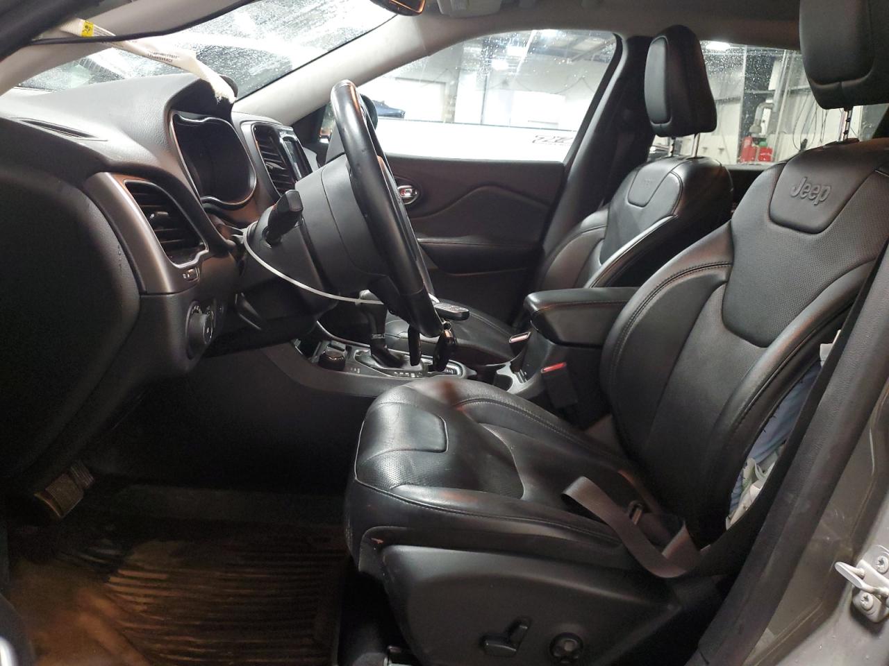 2019 Jeep Grand Cherokee VIN 1C4PJMDX6KD472659 Copart auction photo, front end / side damage thumbnail 7
