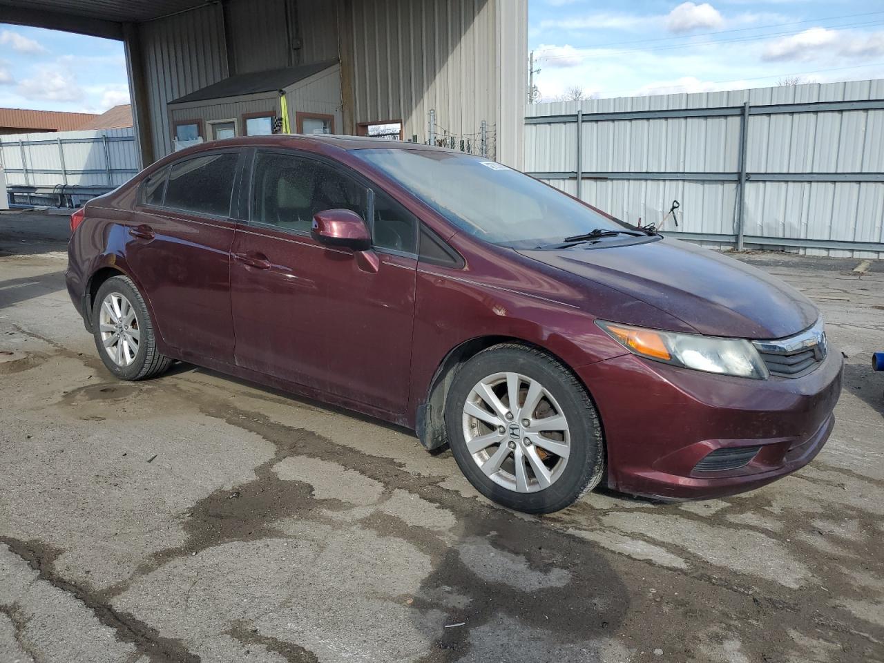 2012 Honda Civic VIN 19XFB2F85CE085846 Copart auction photo, minor dent/scratches damage thumbnail 4