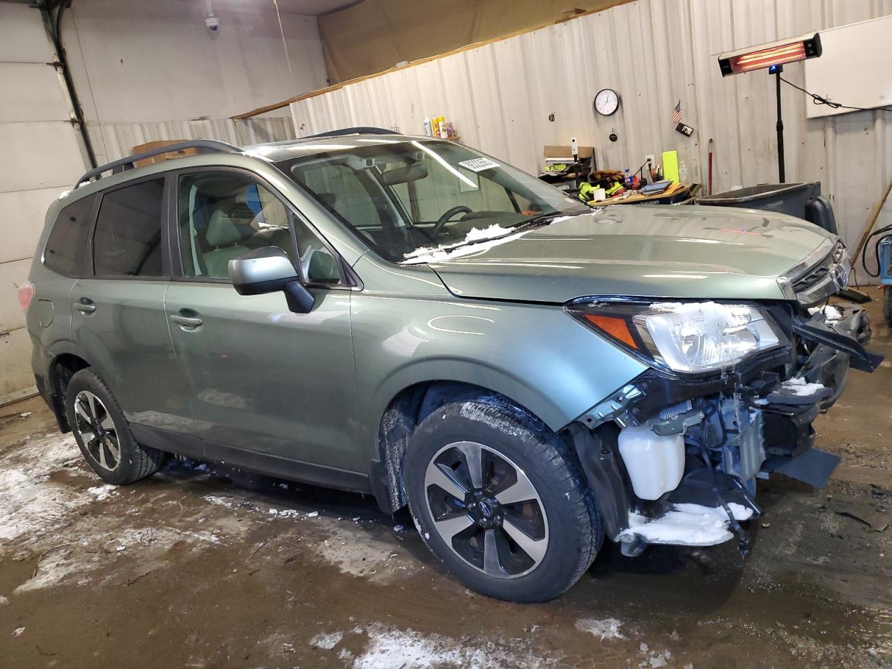 2018 Subaru Forester VIN JF2SJAGC1JH469081 Copart auction photo, front end / side damage thumbnail 4