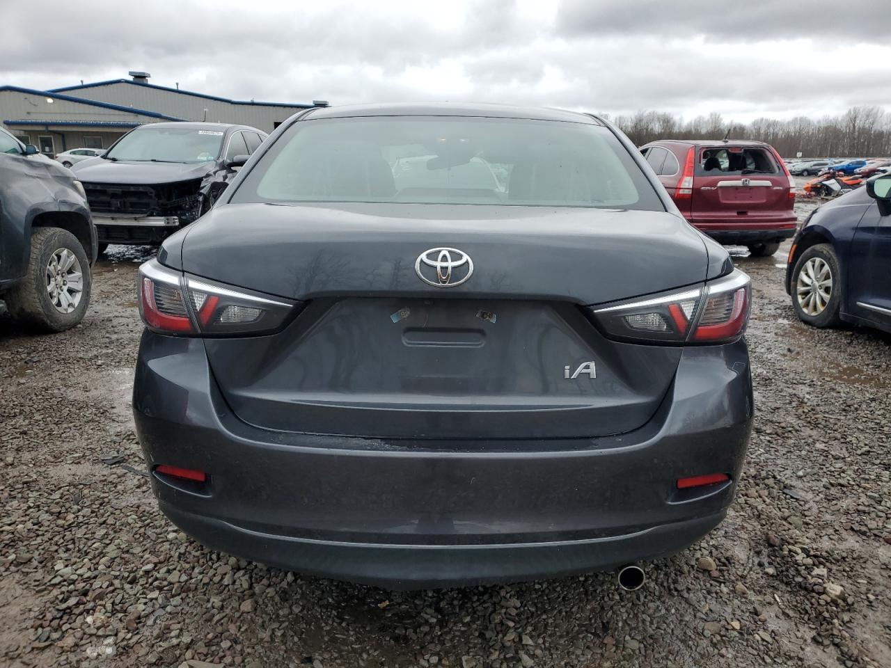 2017 Toyota Yaris VIN 3MYDLBYV8HY148078 Copart auction photo, front end / minor dent/scratches damage thumbnail 6