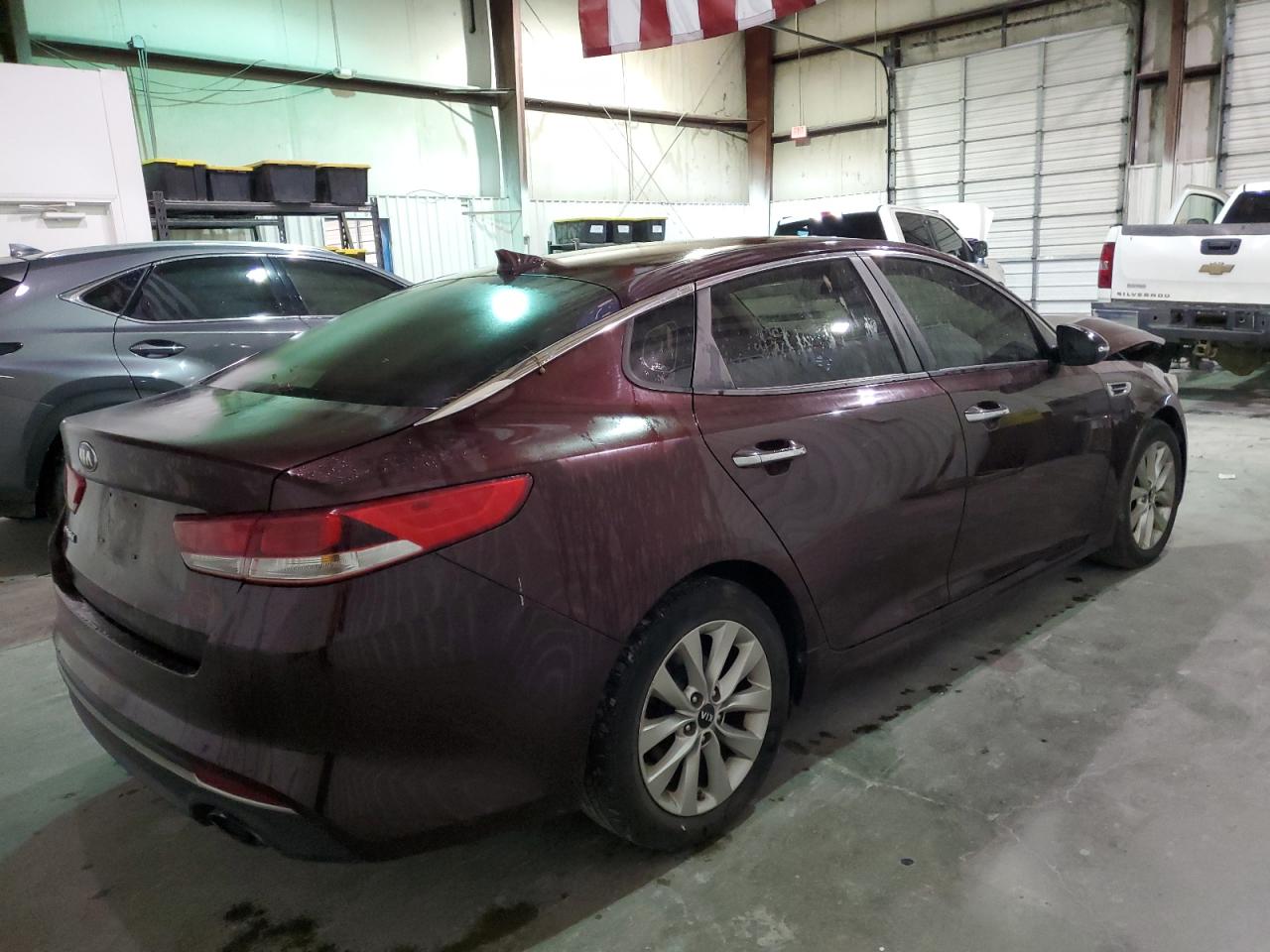 2016 KIA Optima VIN 5XXGT4L34GG015323 Copart auction photo, front end damage thumbnail 3