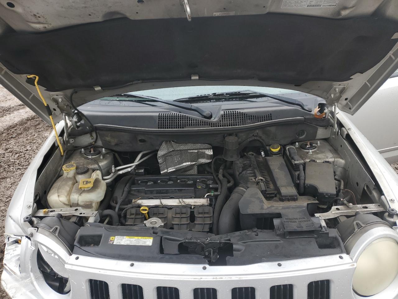2008 Jeep Compass VIN 1J8FT47028D752813 Copart auction photo, front end damage thumbnail 12