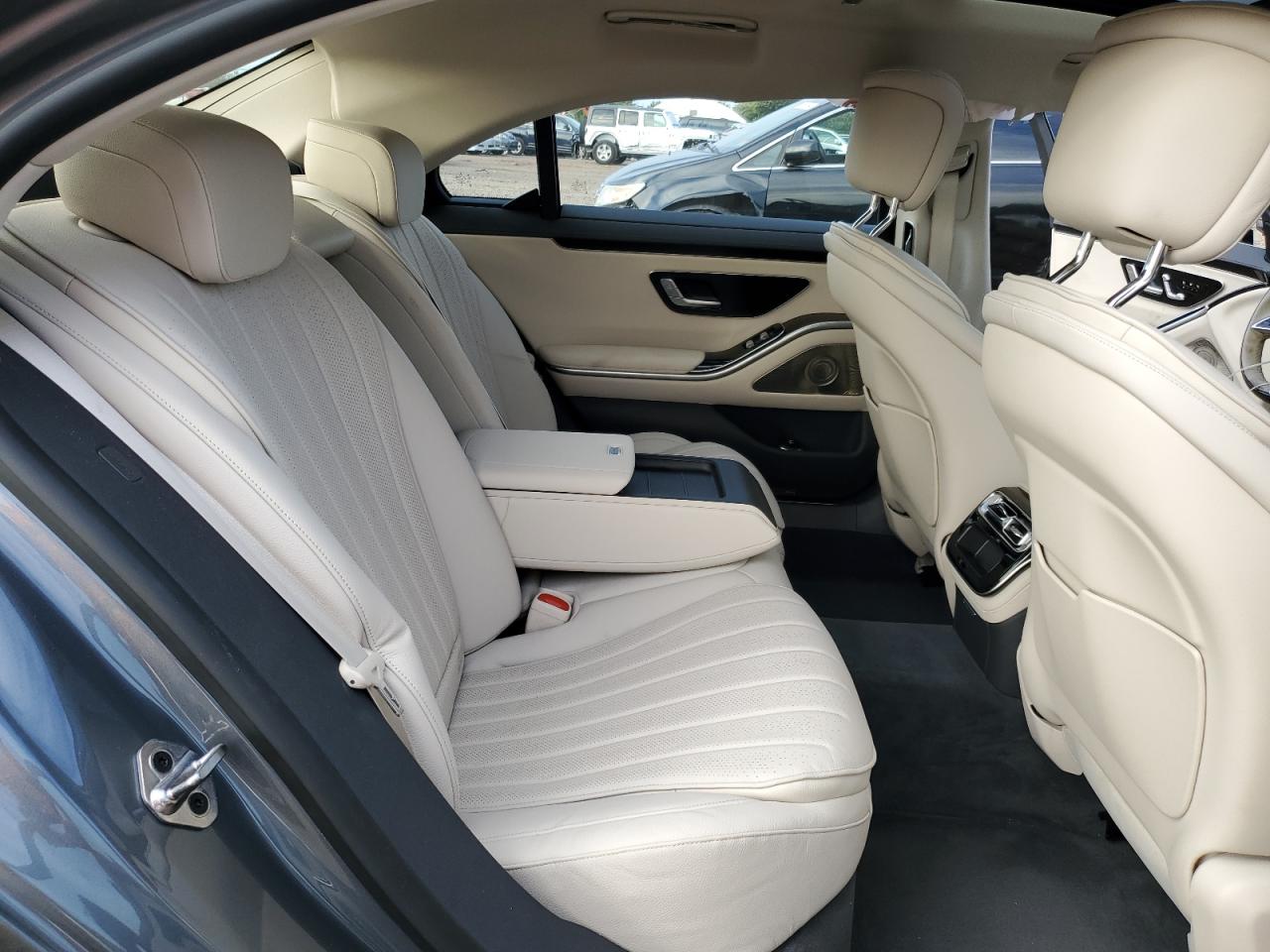 2022 Mercedes-Benz S-klasse VIN W1K6G6DB2NA157489 Copart auction photo, front end damage thumbnail 11