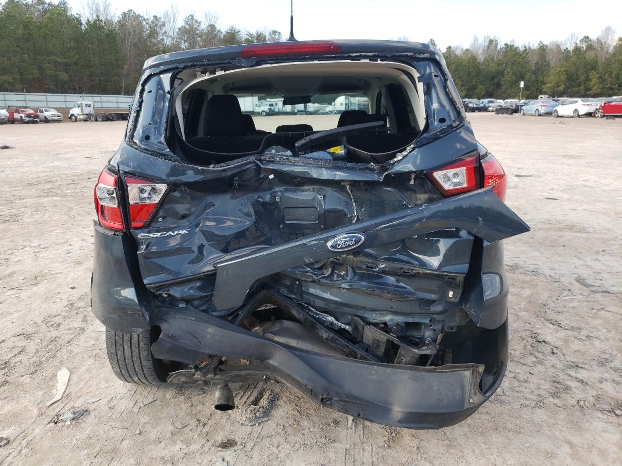 2019 Ford Escape VIN 1FMCU9GD4KUC00398 Copart auction photo, rear end damage thumbnail 6