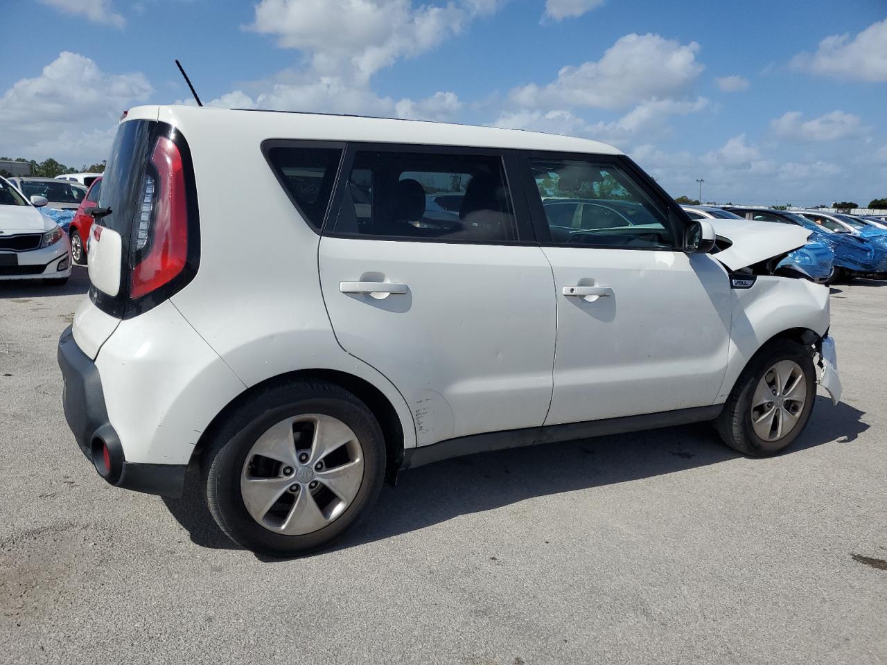 2016 KIA Soul VIN KNDJN2A25G7850807 Copart auction photo, front end / side damage thumbnail 3