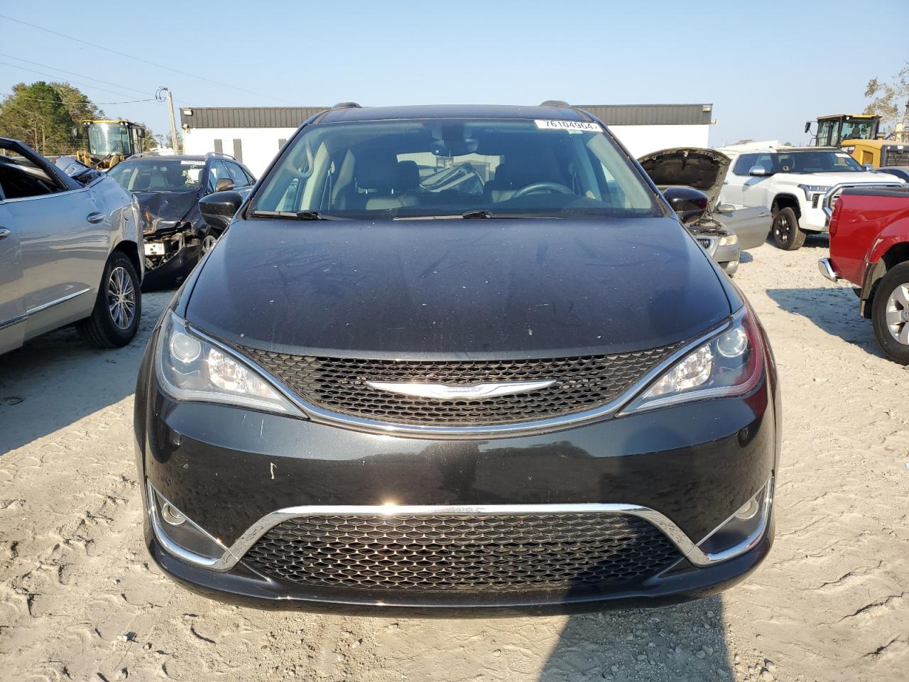 2017 Chrysler Pacifica VIN 2C4RC1EG0HR821918 Copart auction photo, all over damage thumbnail 5