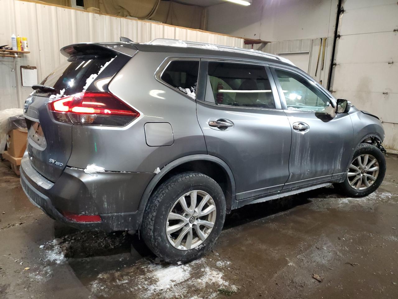 2018 Nissan Rogue VIN KNMAT2MVXJP526626 Copart auction photo, front end / rear end damage thumbnail 3