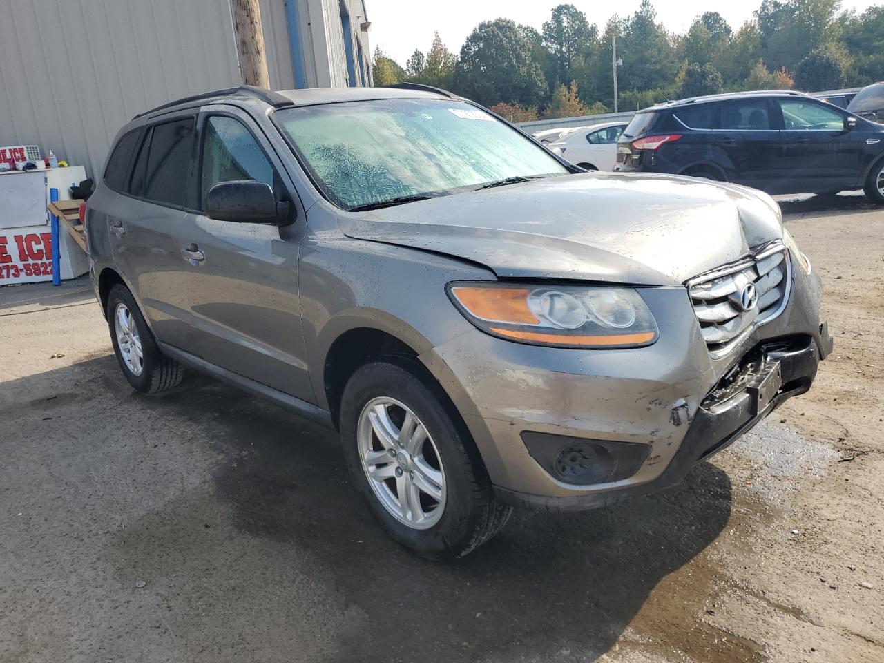2011 Hyundai Santa Fe VIN 5XYZGDAB6BG061151 Copart auction photo, front end damage thumbnail 4