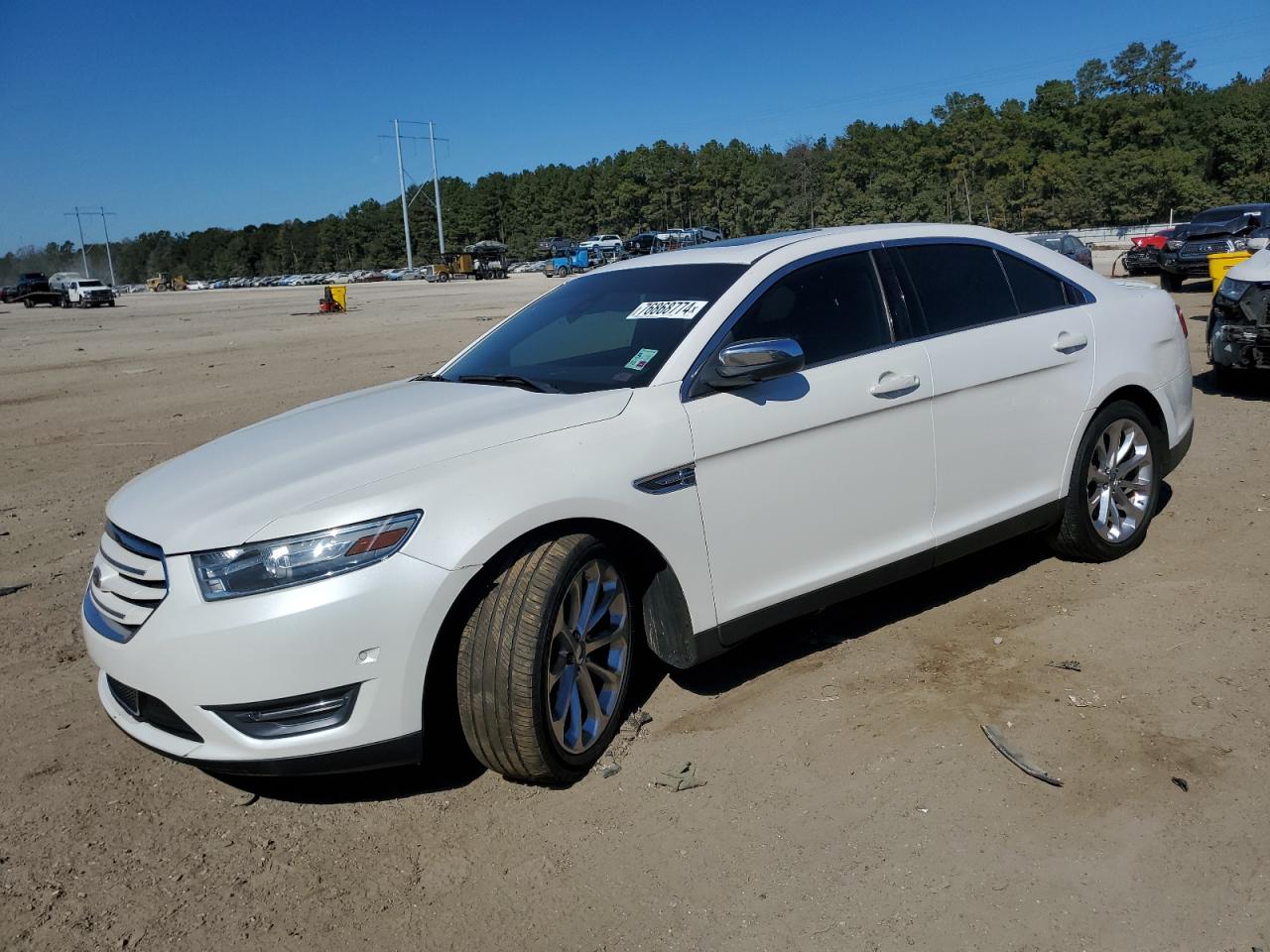 2013 Ford Taurus VIN 1FAHP2F88DG112734