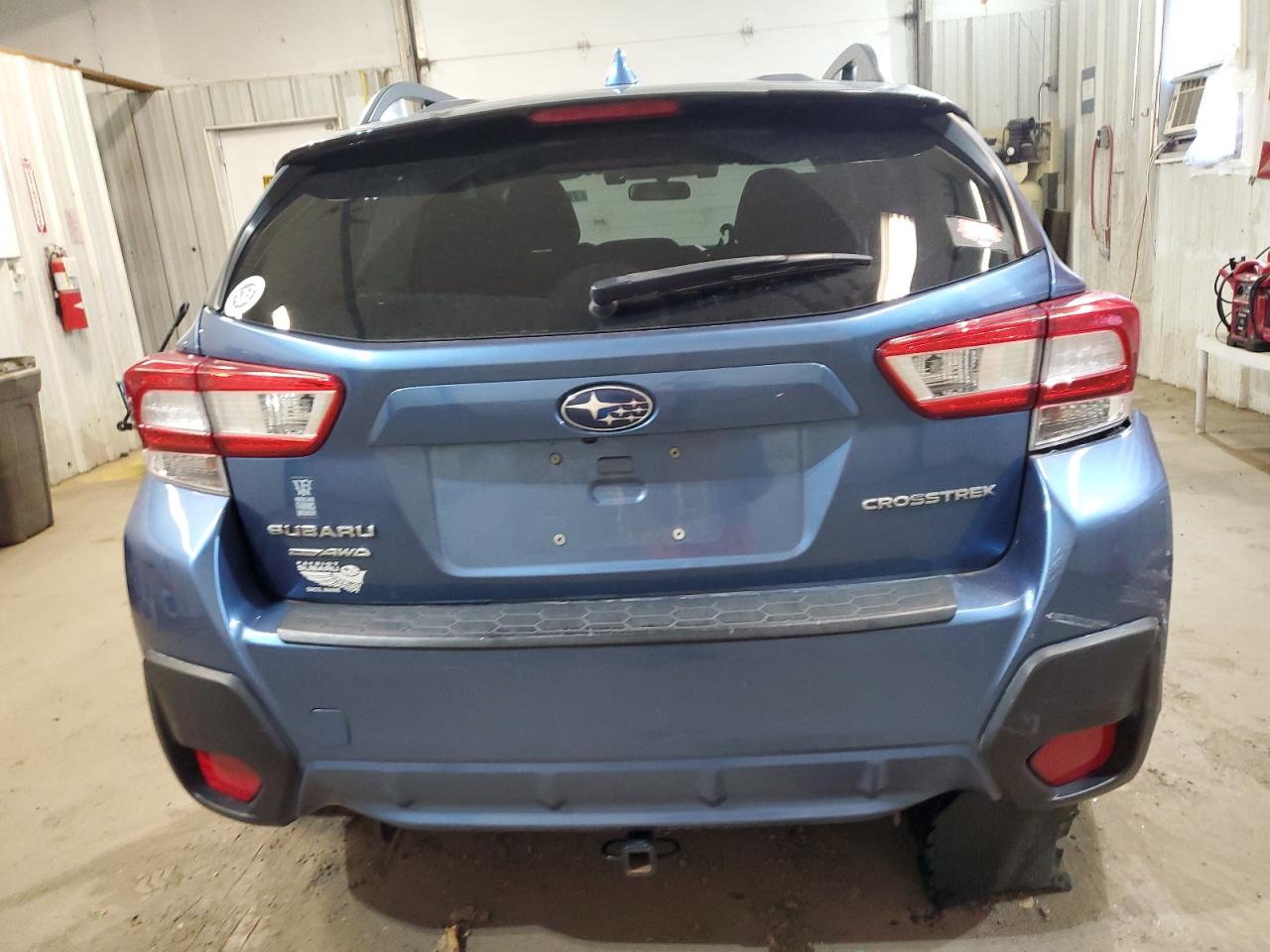 2018 Subaru XV VIN JF2GTADC3JH246321 Copart auction photo, side / minor dent/scratches damage thumbnail 4