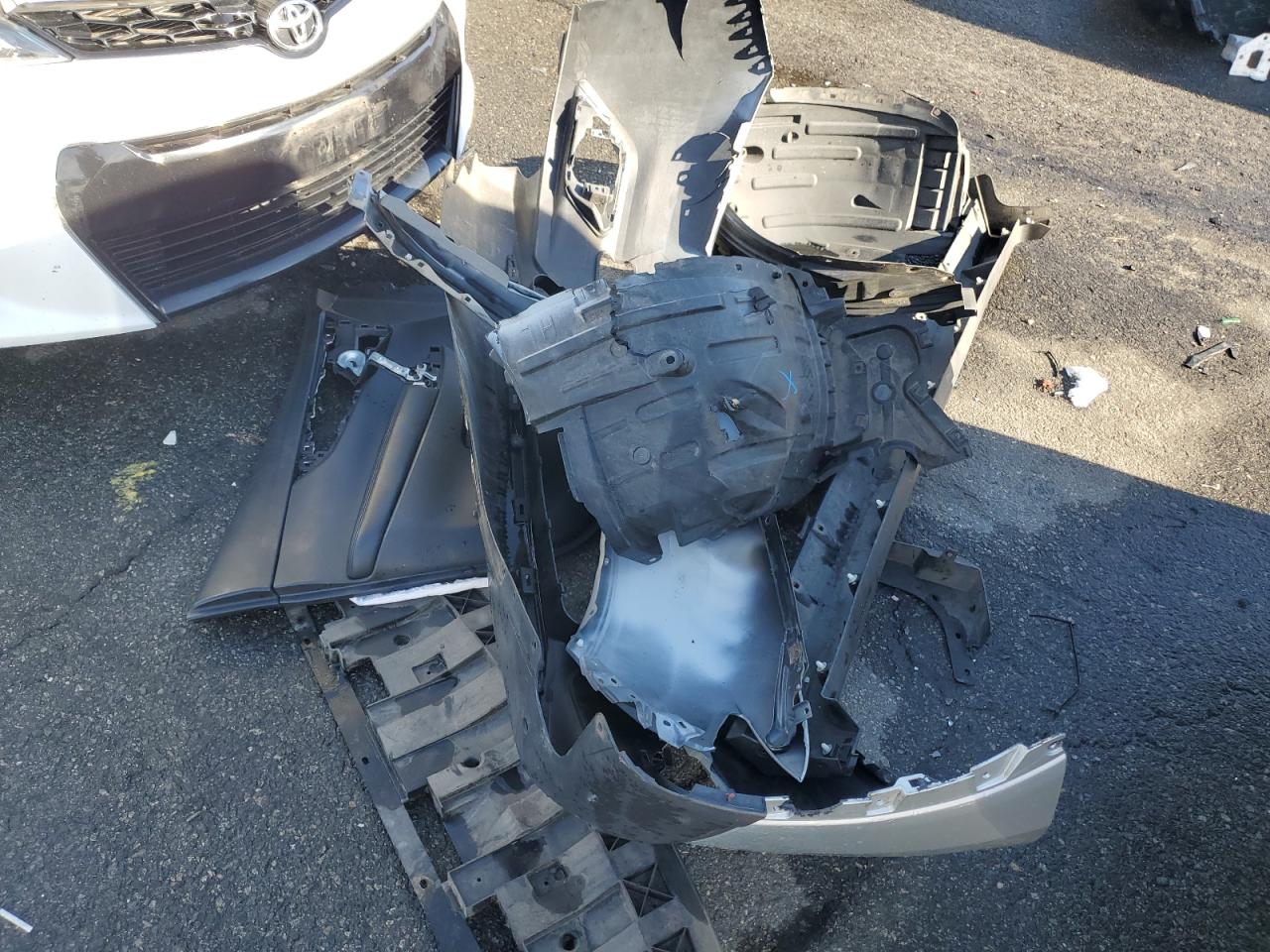2015 Nissan Rogue VIN KNMAT2MV3FP507147 Copart auction photo, front end damage thumbnail 13