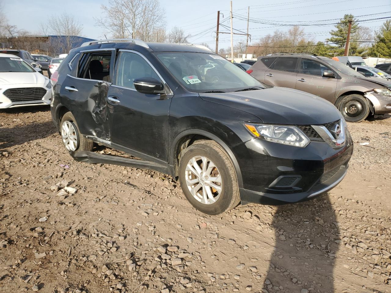 2015 Nissan Rogue VIN KNMAT2MV6FP577385 Copart auction photo, side / rear end damage thumbnail 4