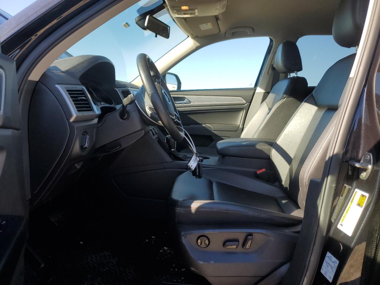 2019 Volkswagen Atlas VIN 1V2LR2CA4KC539451 Copart auction photo, front end damage thumbnail 7