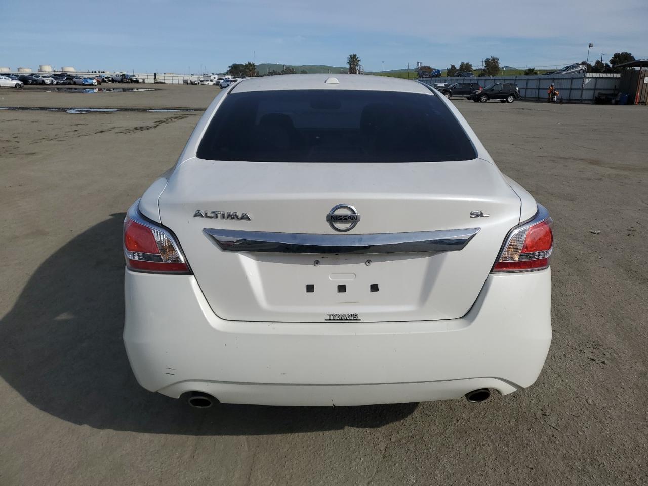 2015 Nissan Altima VIN 1N4AL3AP6FC253197 Copart auction photo, front end damage thumbnail 6