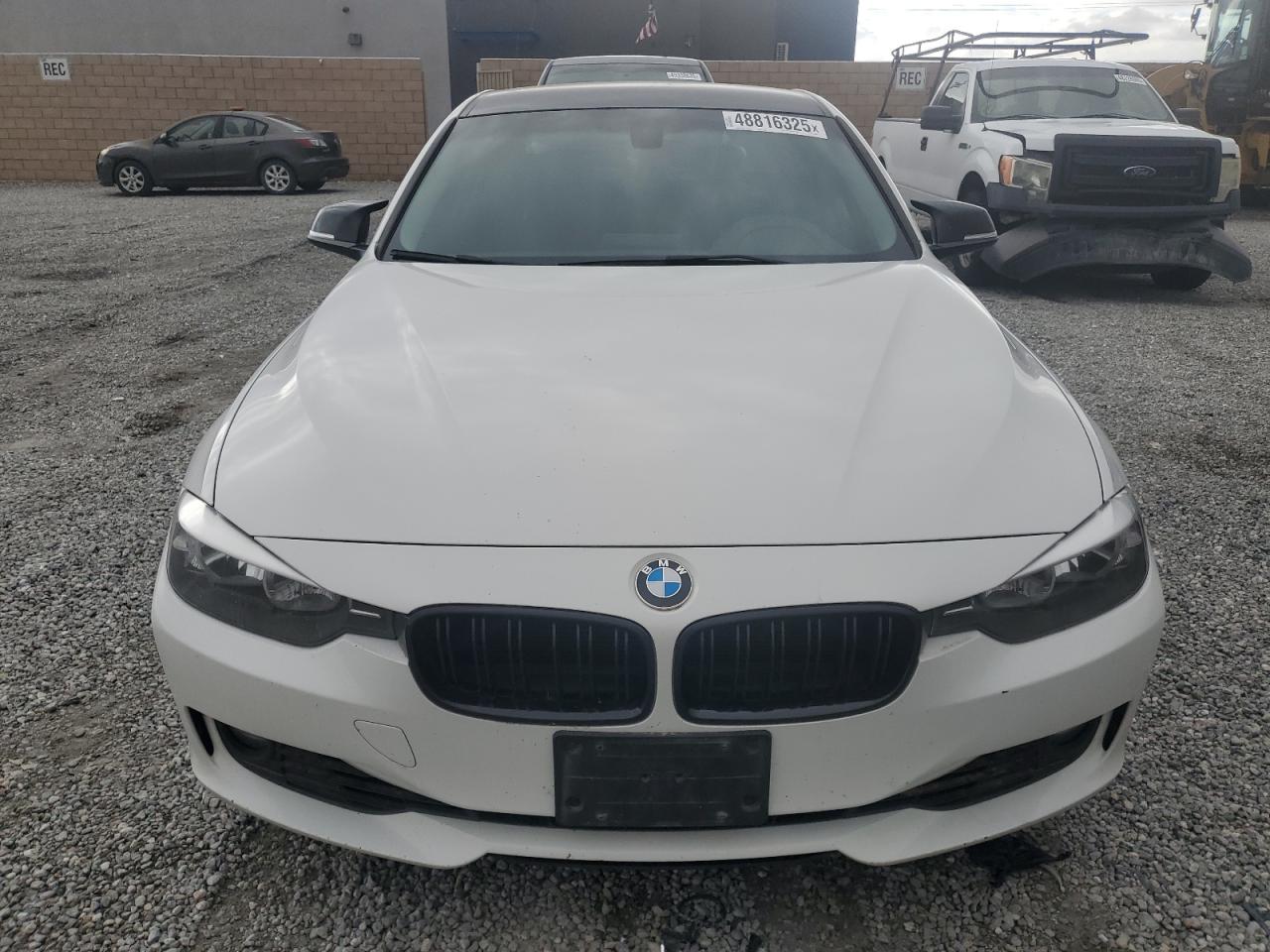 2015 BMW 3er VIN WBA3C1C59FP853897 Copart auction photo, normal wear damage thumbnail 5