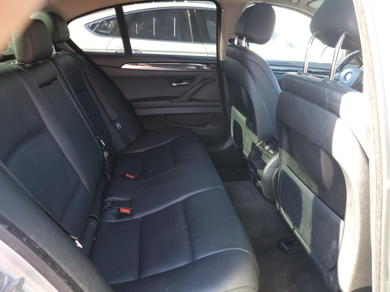 2015 BMW 5er VIN WBA5A7C53FD628636 Copart auction photo, minor dent/scratches damage thumbnail 10