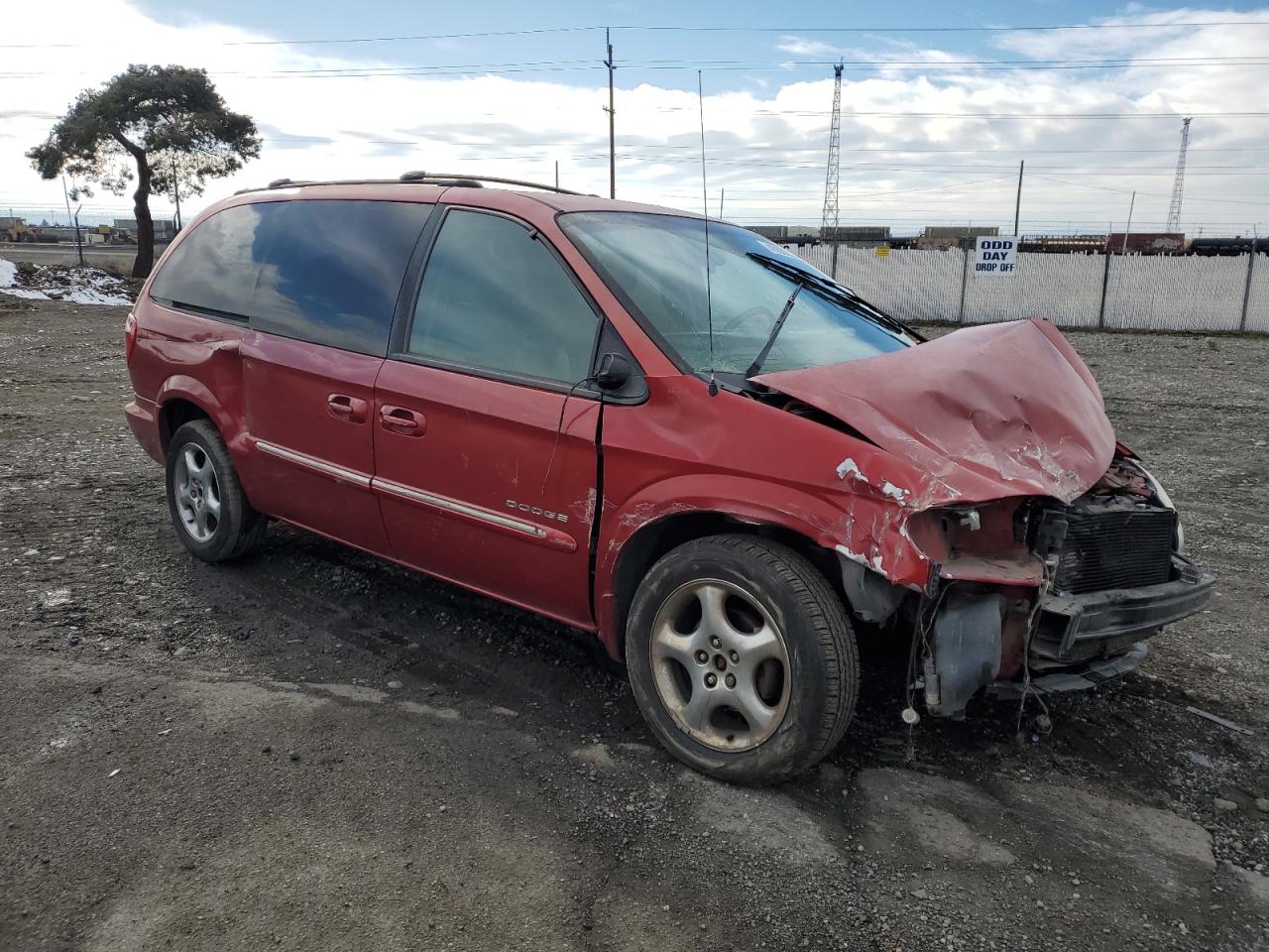 2001 Dodge Caravan VIN 2B8GP54L31R220067 Copart auction photo, front end / side damage thumbnail 4