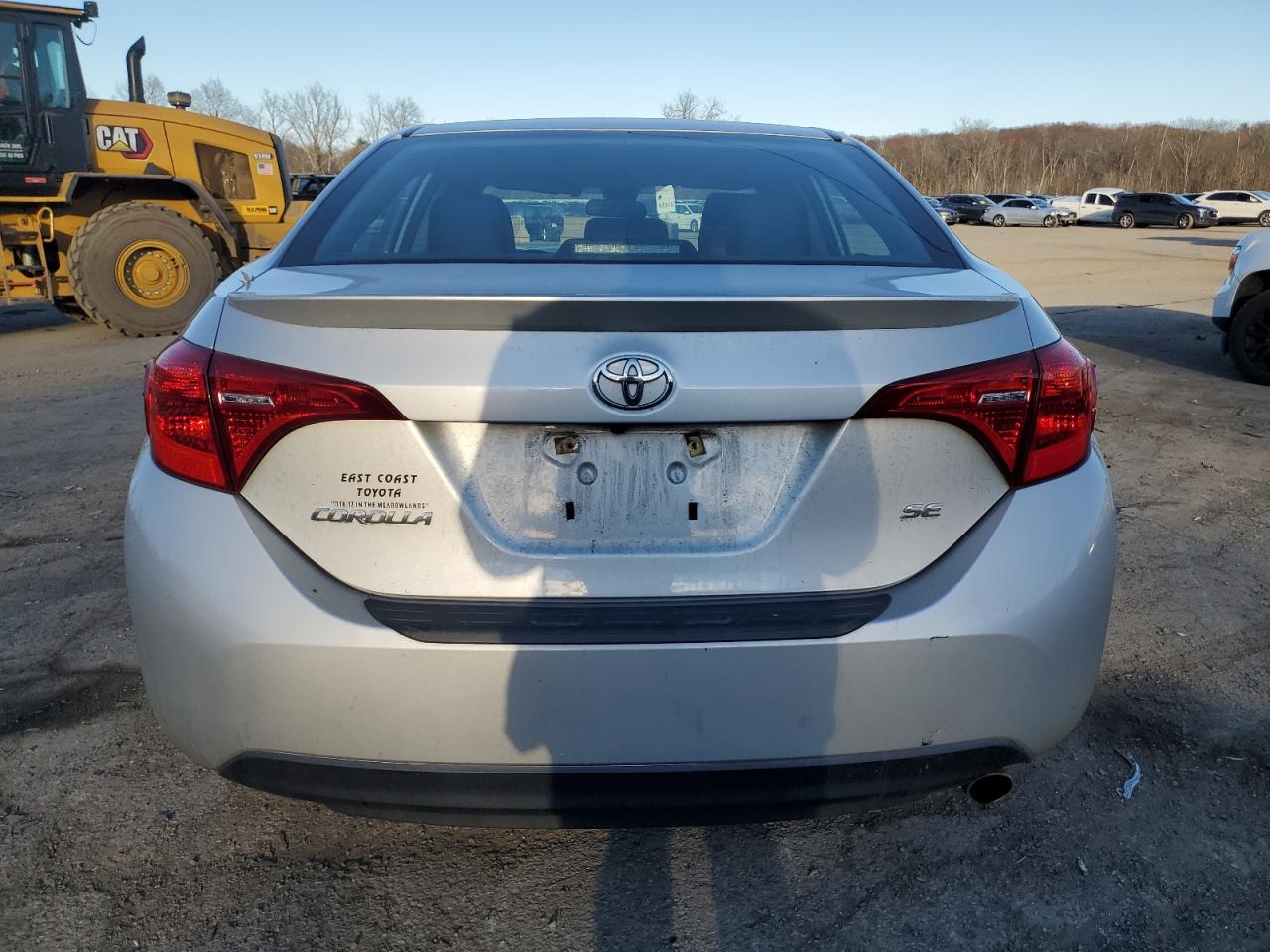 2018 Toyota Corolla VIN 2T1BURHEXJC046024 Copart auction photo, front end / side damage thumbnail 6