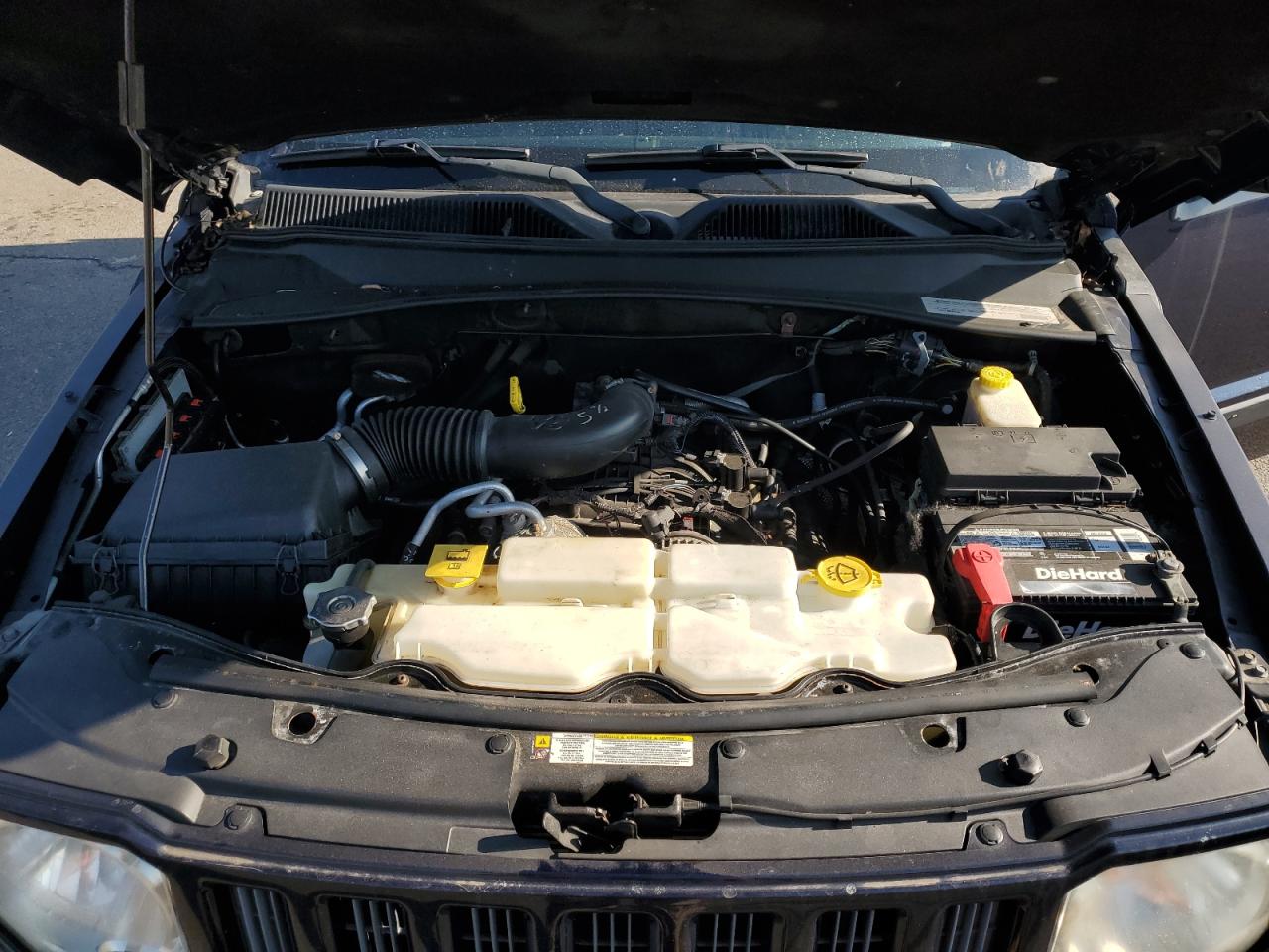 2012 Jeep Liberty (North America) VIN 1C4PJMAK5CW140209 Copart auction photo, minor dent/scratches damage thumbnail 12