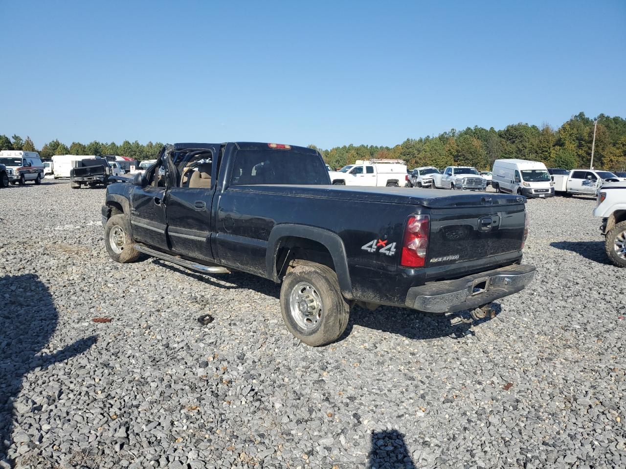 2007 Chevrolet Silverado VIN 1GCHK23DX7F145853 Copart auction photo, top/roof damage thumbnail 2