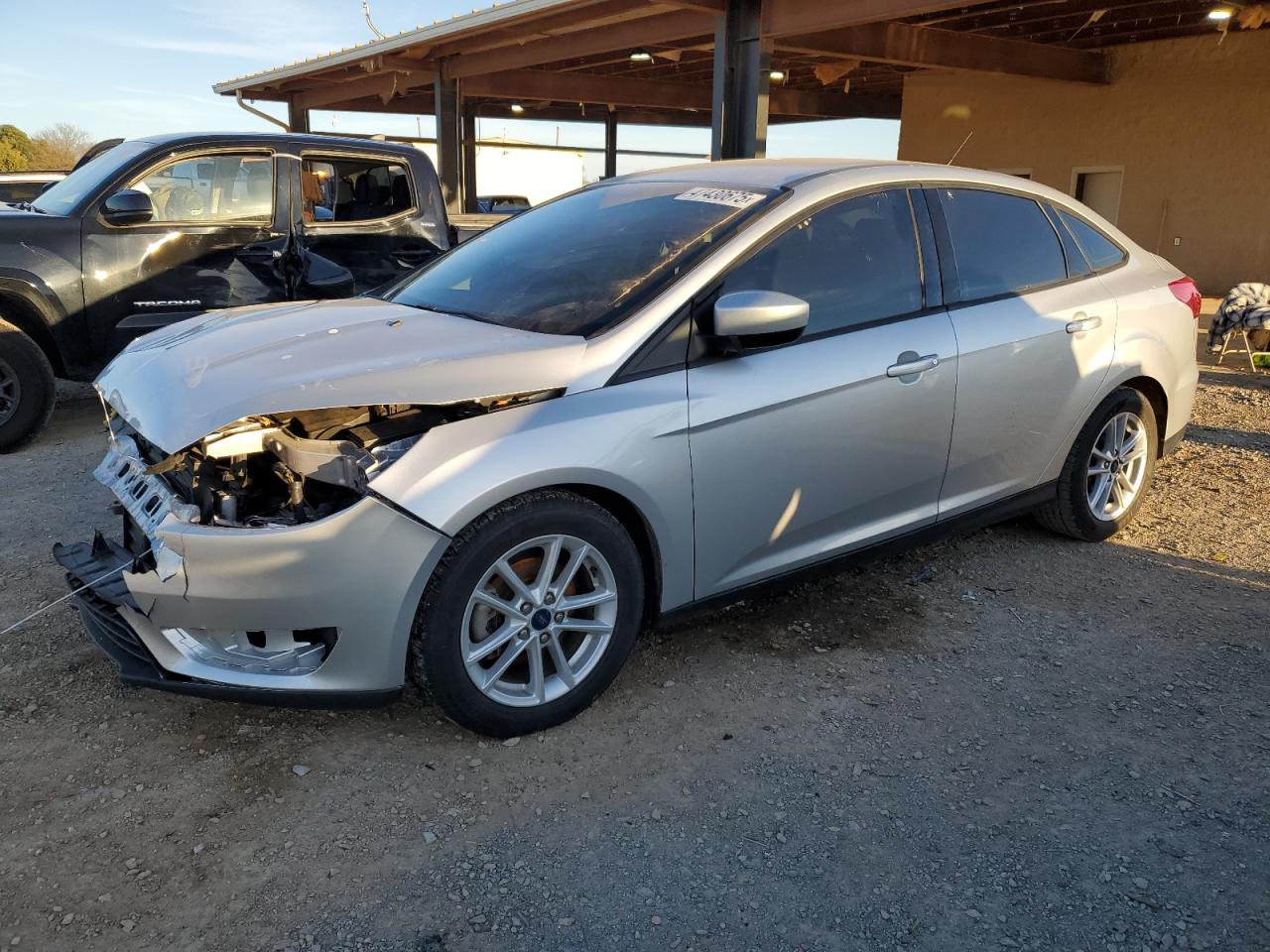 2018 Ford Focus VIN 1FADP3F26JL214438