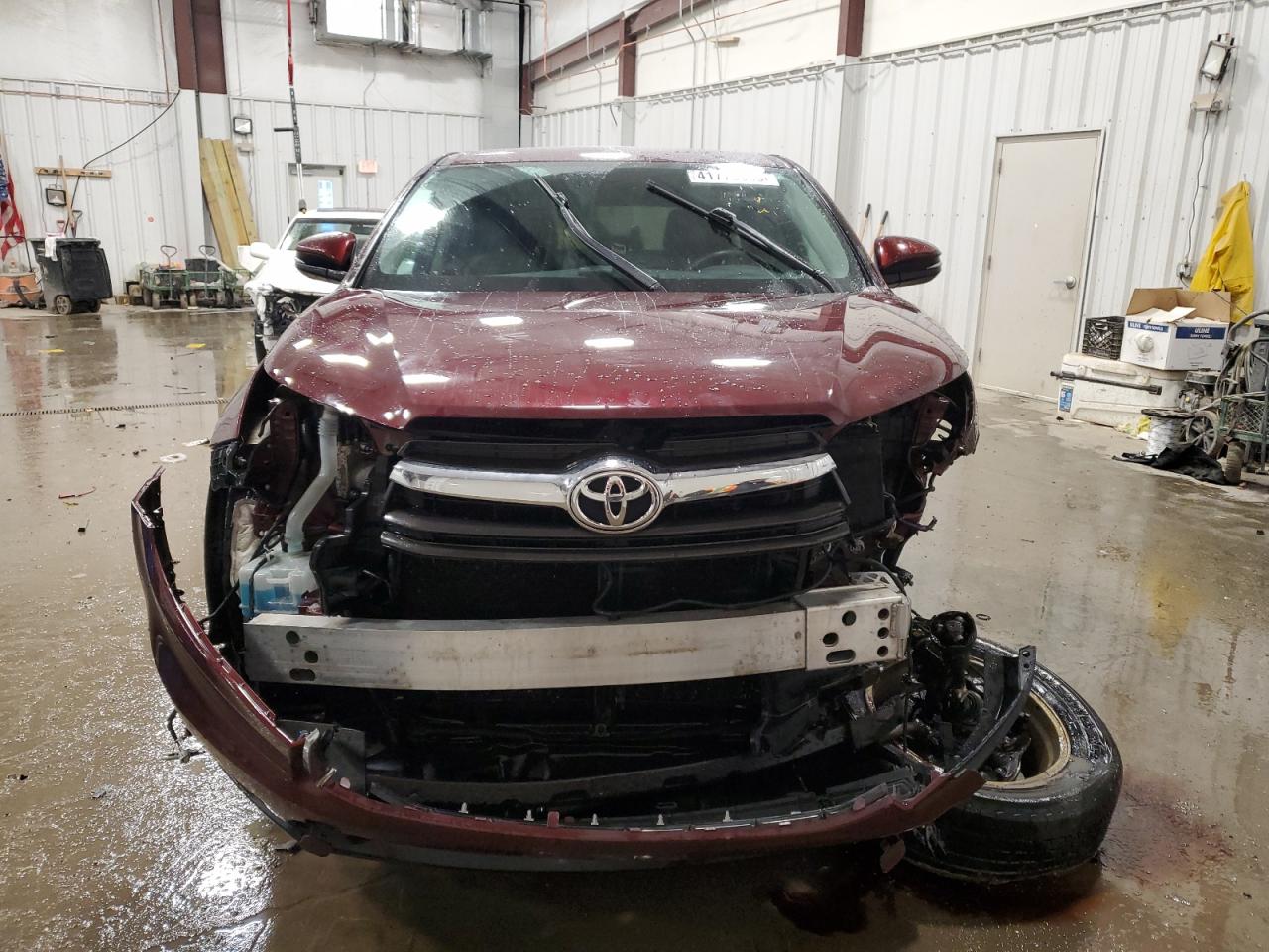 2016 Toyota Highlander VIN 5TDBKRFH6GS289025 Copart auction photo, front end / rear end damage thumbnail 5