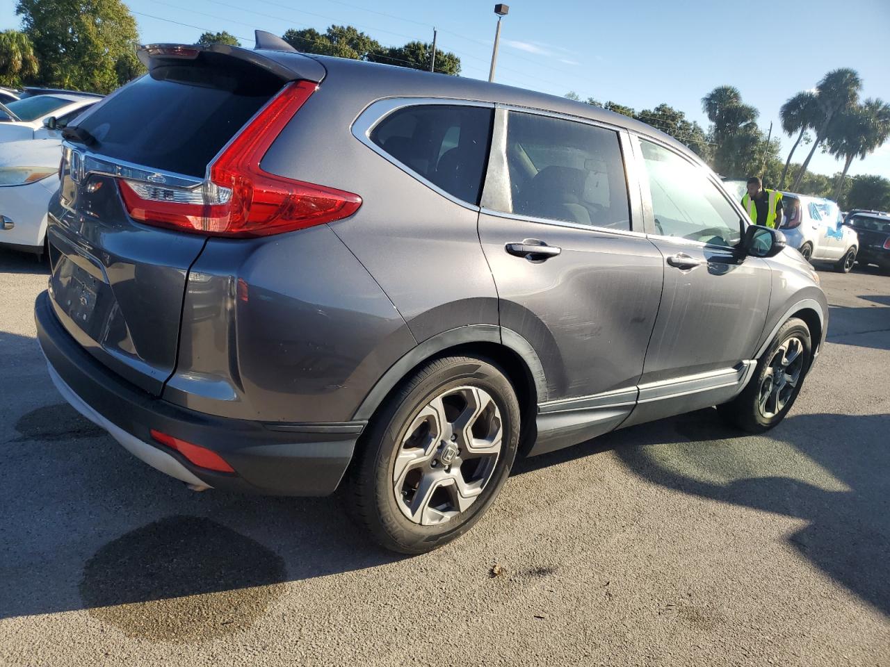 2019 Honda CR-V VIN 5J6RW1H56KA026492 Copart auction photo, water/flood damage thumbnail 3
