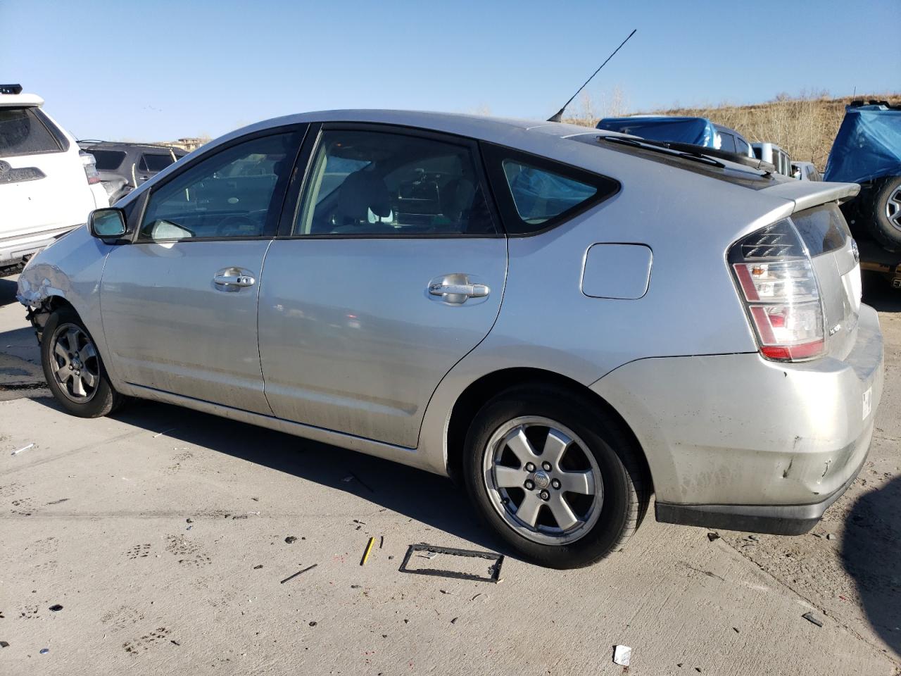 2005 Toyota Prius VIN JTDKB22U757046227 Copart auction photo, front end / rear end damage thumbnail 2