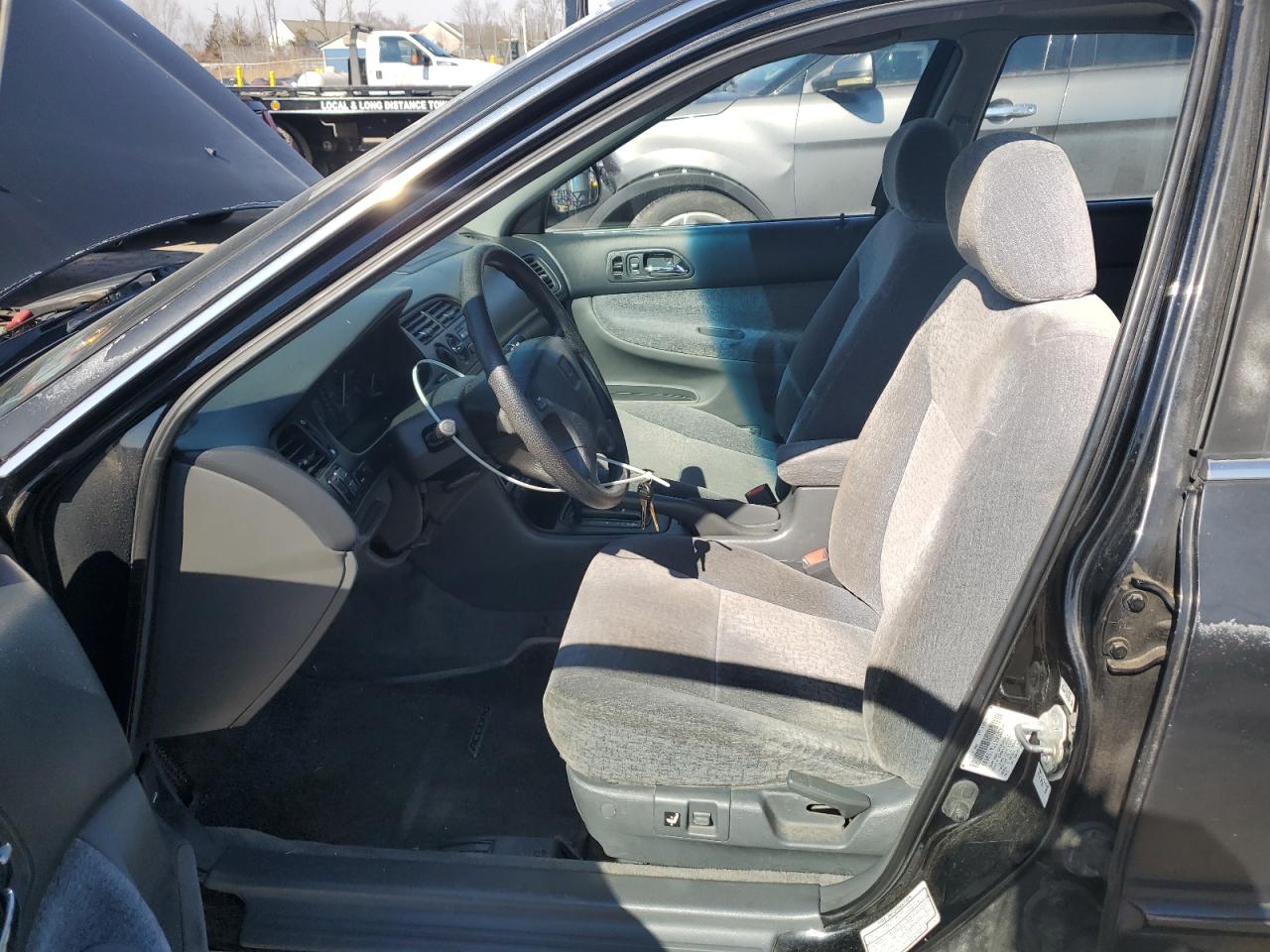1996 Honda Accord VIN 1HGCD5657TA159695 Copart auction photo, front end damage thumbnail 7