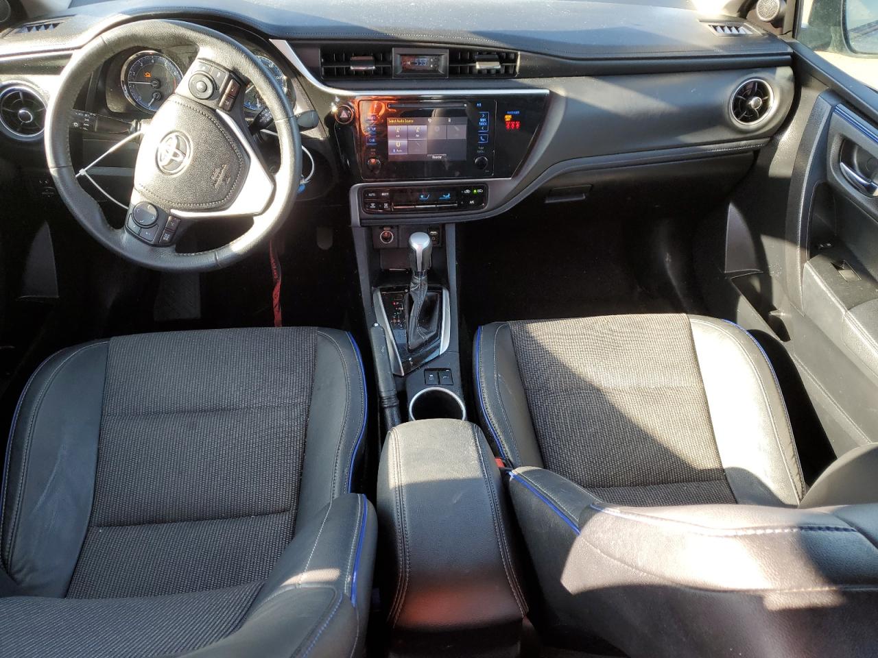 2019 Toyota Corolla VIN 2T1BURHE6KC215408 Copart auction photo, front end damage thumbnail 8