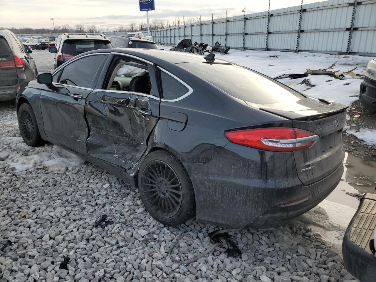 2019 Ford Fusion VIN 3FA6P0RU1KR202866 Copart auction photo, side / minor dent/scratches damage thumbnail 2