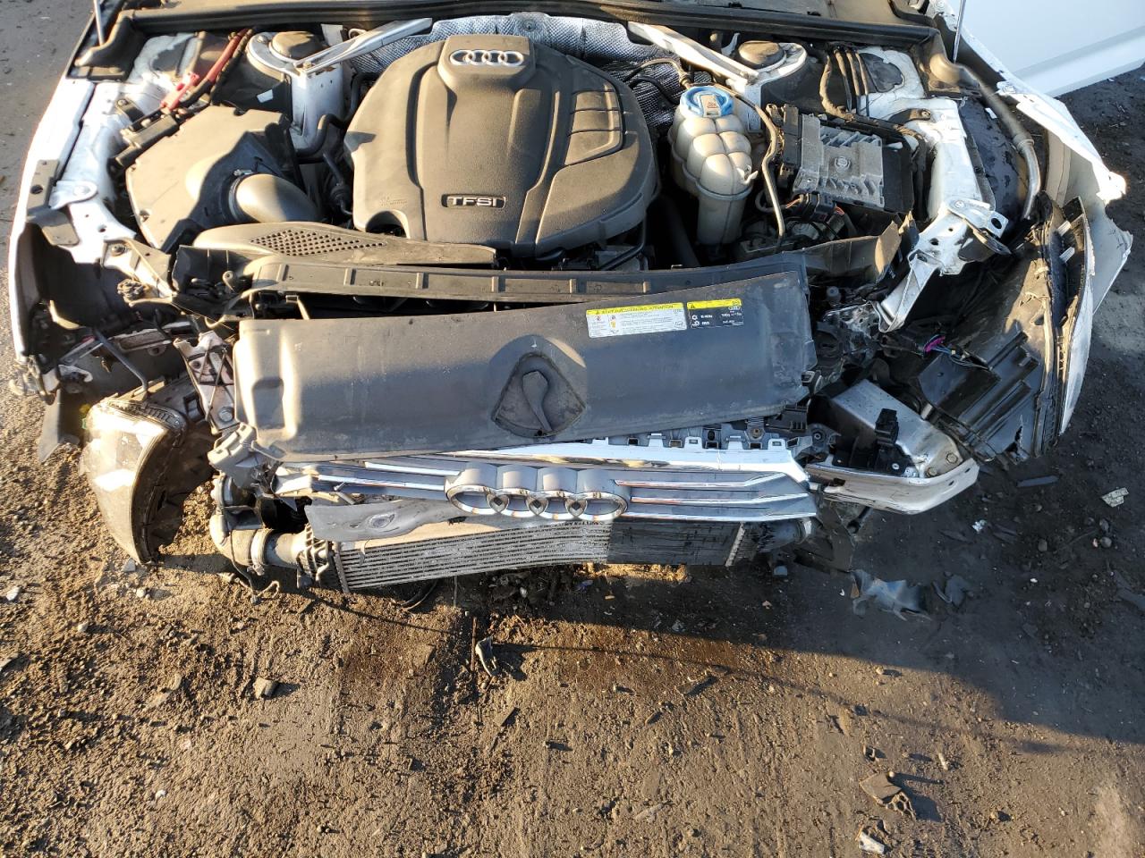 2017 Audi A4 VIN WAUANAF40HN006625 Copart auction photo, front end / minor dent/scratches damage thumbnail 12