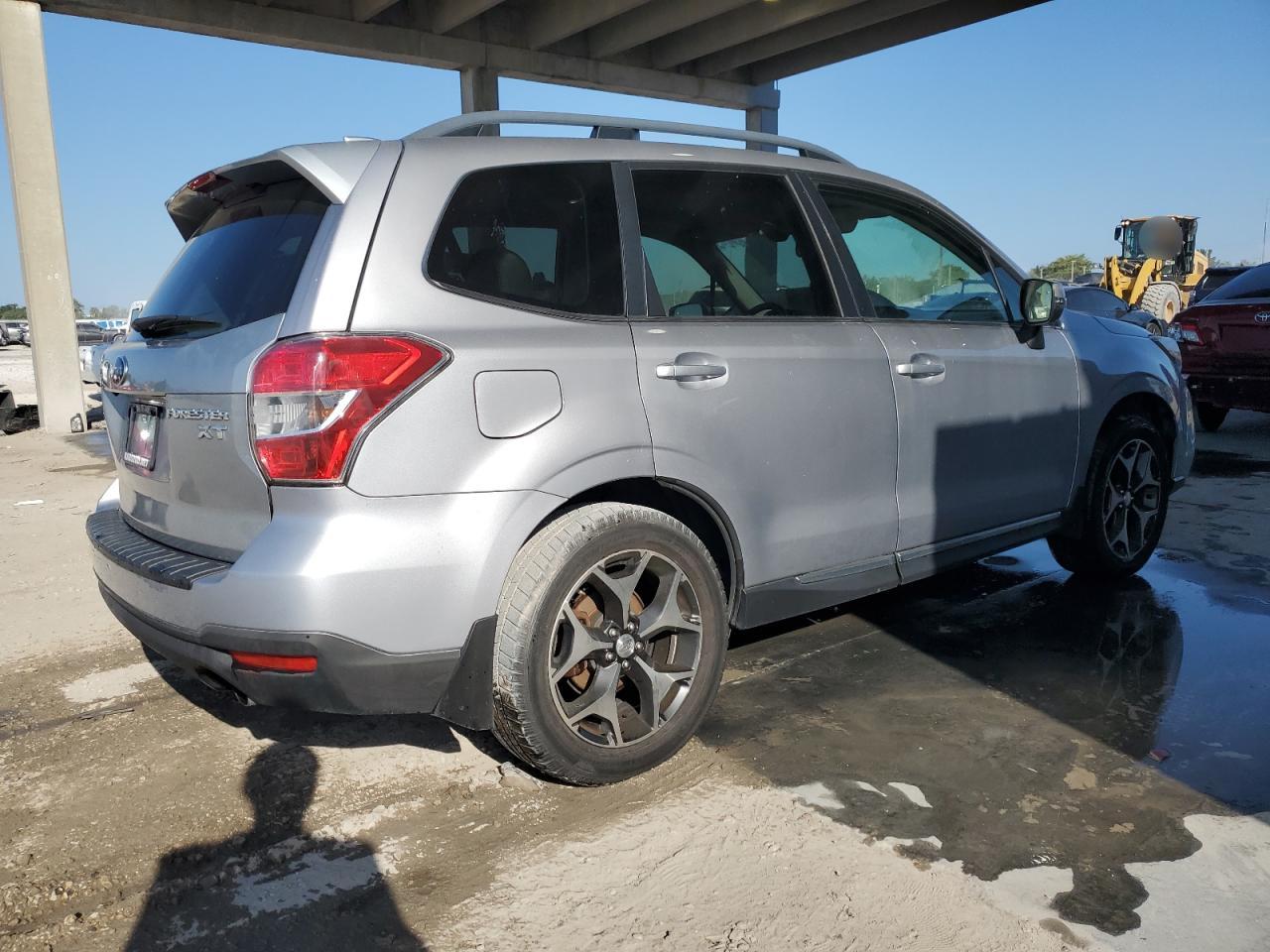 2016 Subaru Forester VIN JF2SJGXC5GH423085 Copart auction photo, mechanical / minor dent/scratches damage thumbnail 3