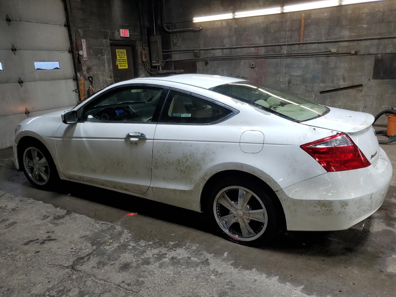 2009 Honda Accord VIN 1HGCS22839A005448 Copart auction photo, undercarriage damage thumbnail 2