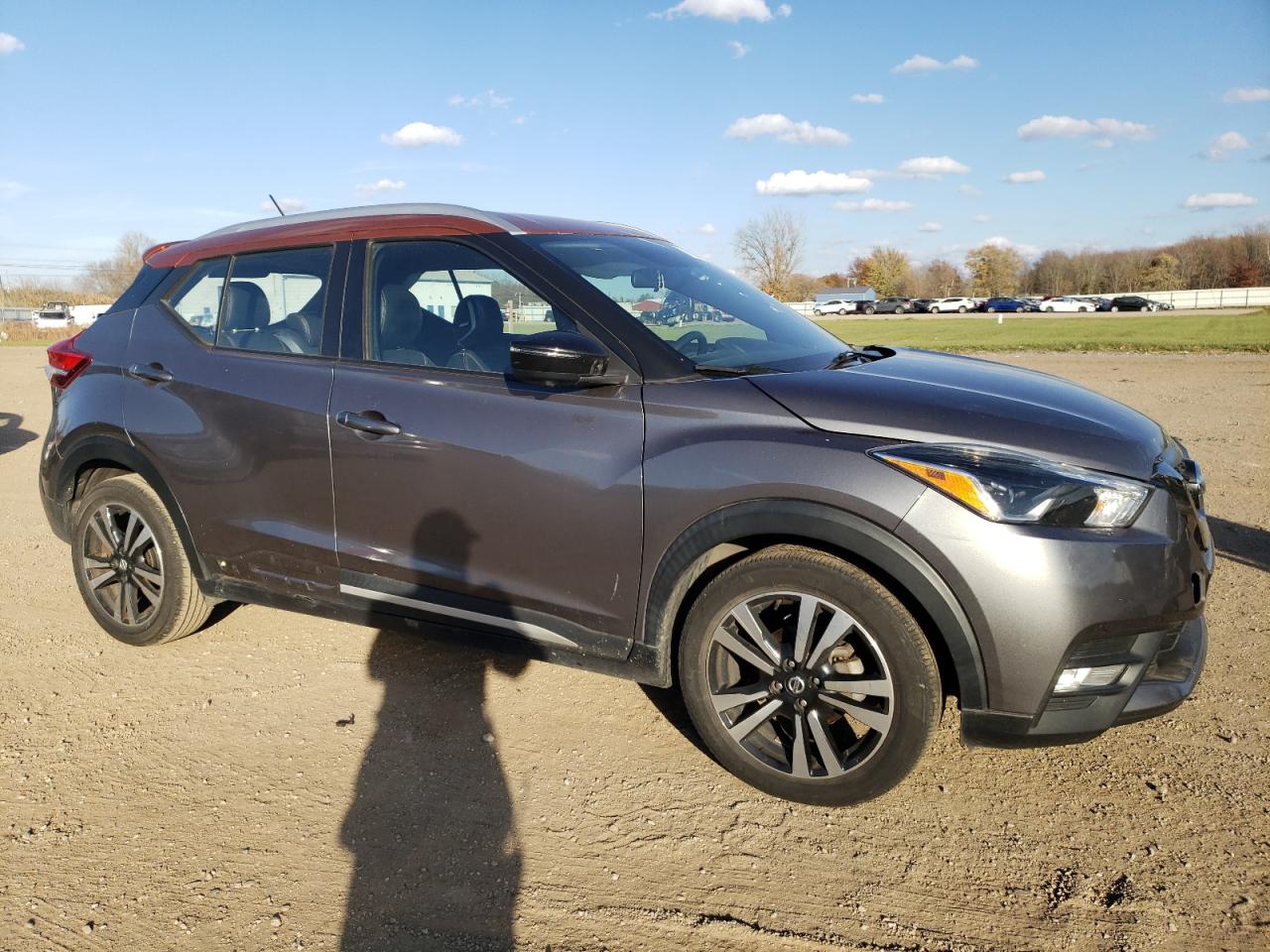2019 Nissan Kicks VIN 3N1CP5CU7KL493060 Copart auction photo, front end / side damage thumbnail 4