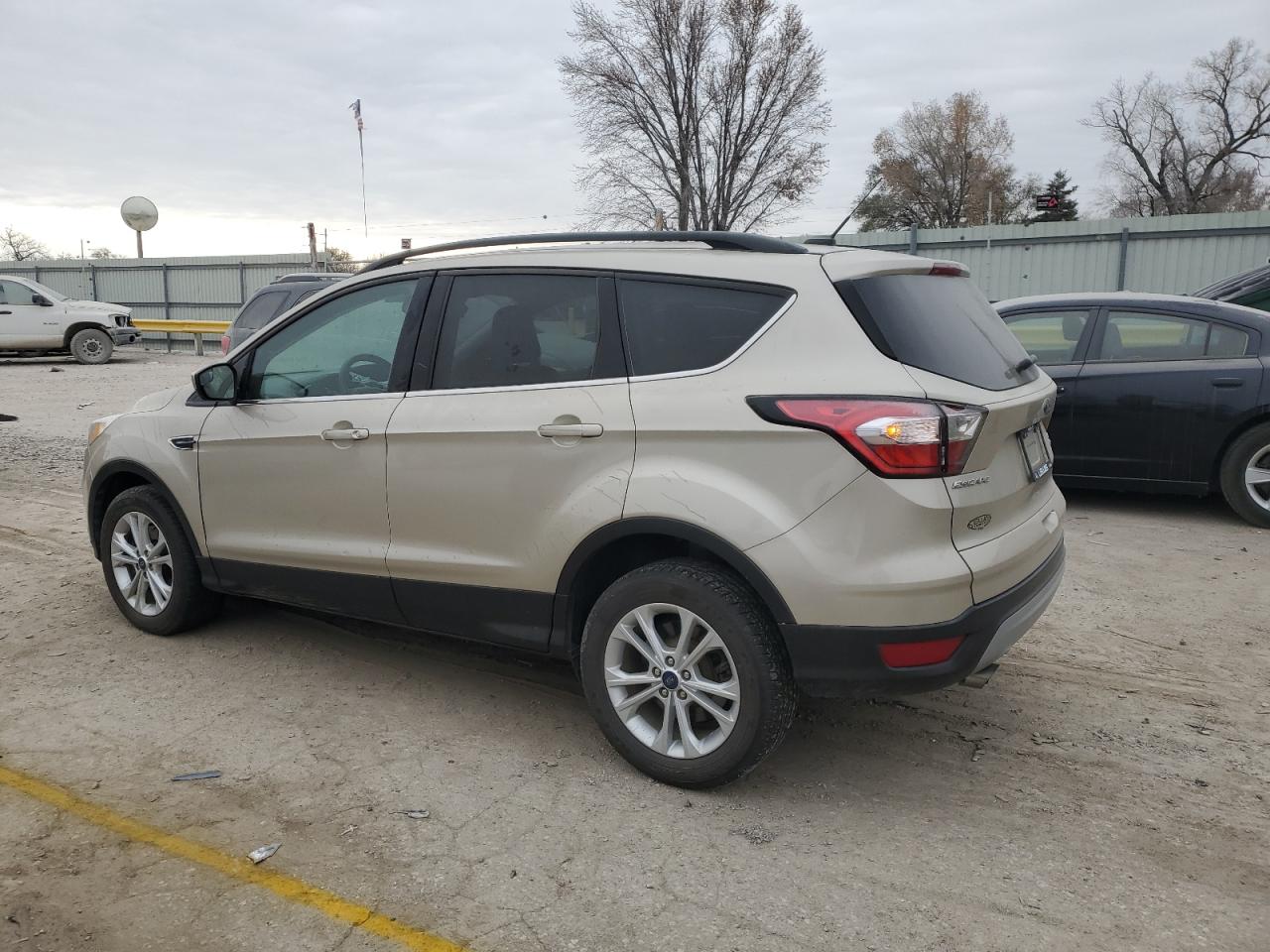 2018 Ford Escape VIN 1FMCU9GD9JUD49730 Copart auction photo, minor dent/scratches damage thumbnail 2