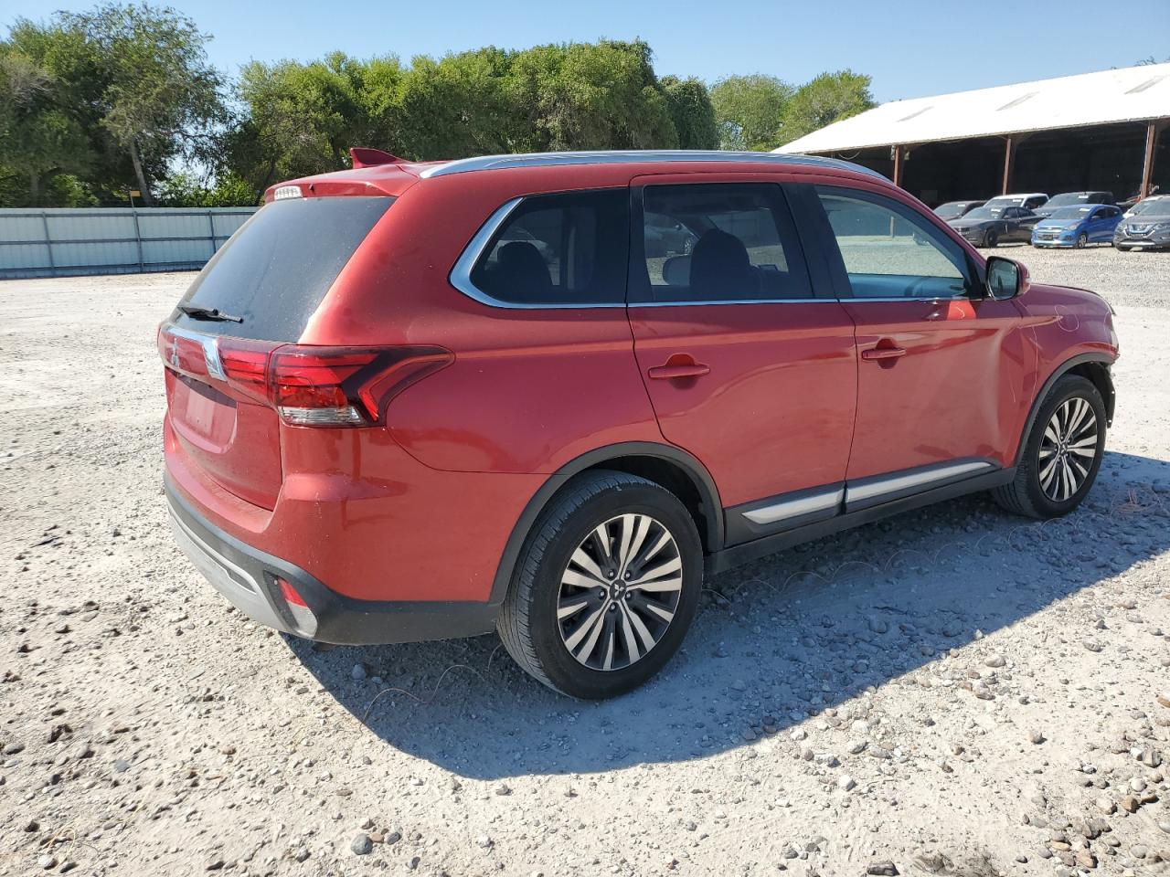 2019 Mitsubishi Outlander VIN JA4AD3A35KZ028422 Copart auction photo, front end / minor dent/scratches damage thumbnail 3