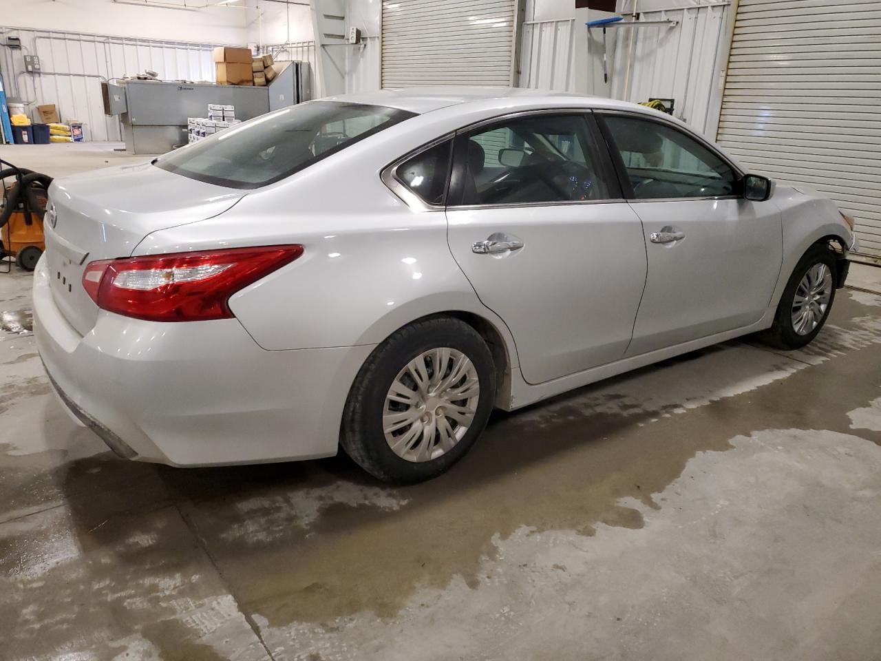 2016 Nissan Altima VIN 1N4AL3AP2GN313949 Copart auction photo, front end / side damage thumbnail 3
