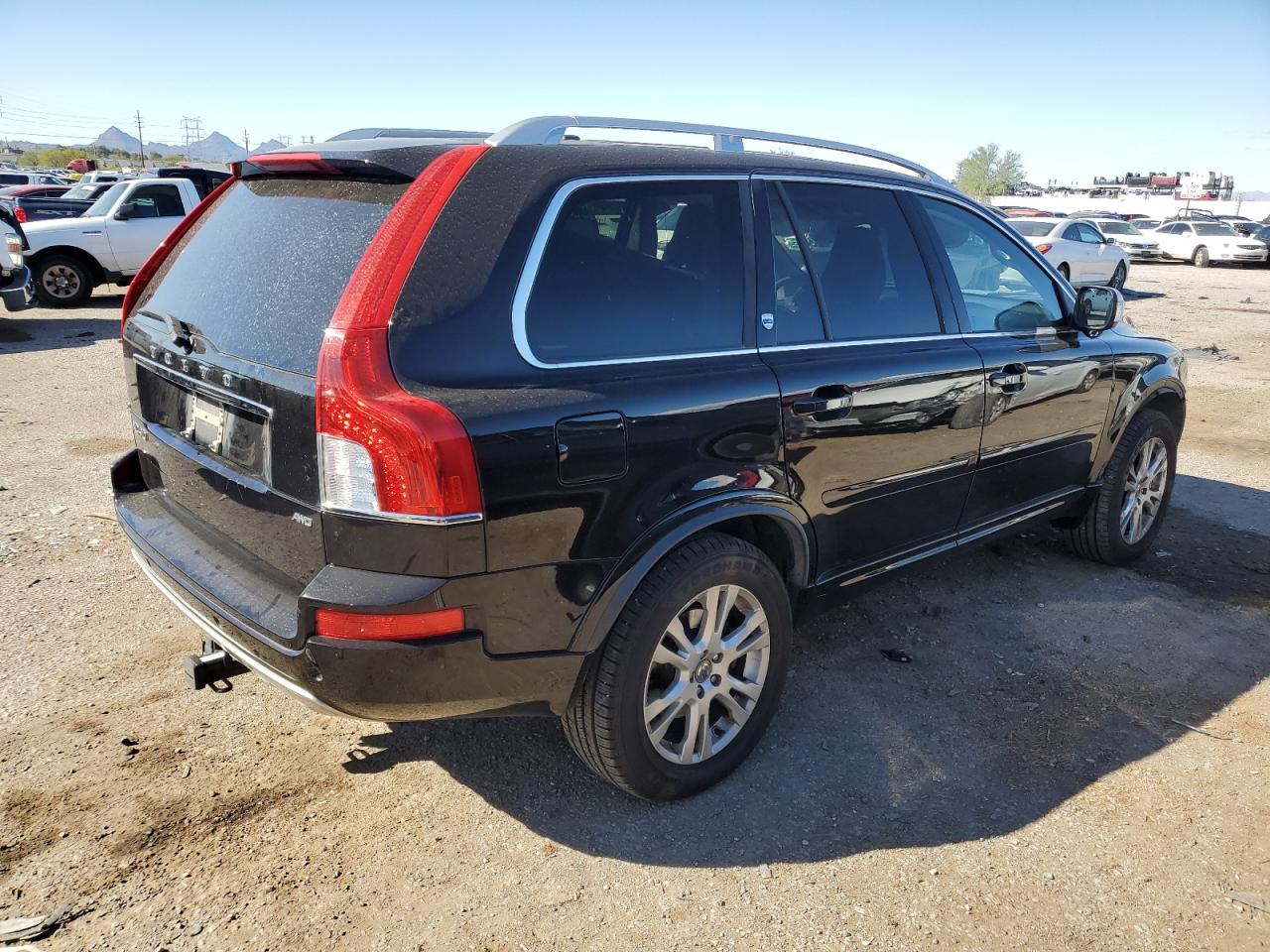 2014 Volvo XC90 VIN YV4952CZ3E1697774 Copart auction photo, front end / side damage thumbnail 3
