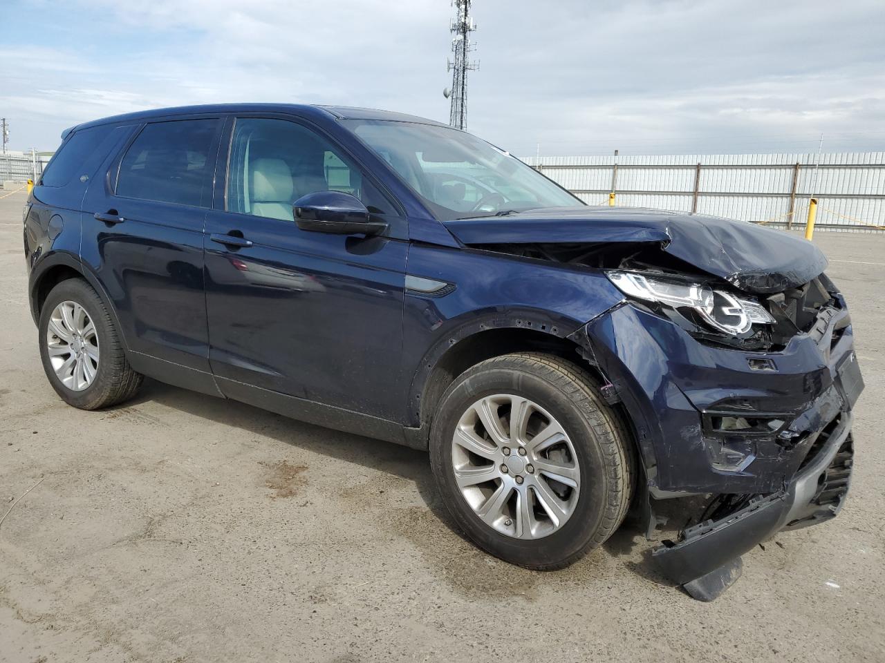 2016 Land Rover Discovery VIN SALCP2BG2GH588843 Copart auction photo, front end damage thumbnail 4