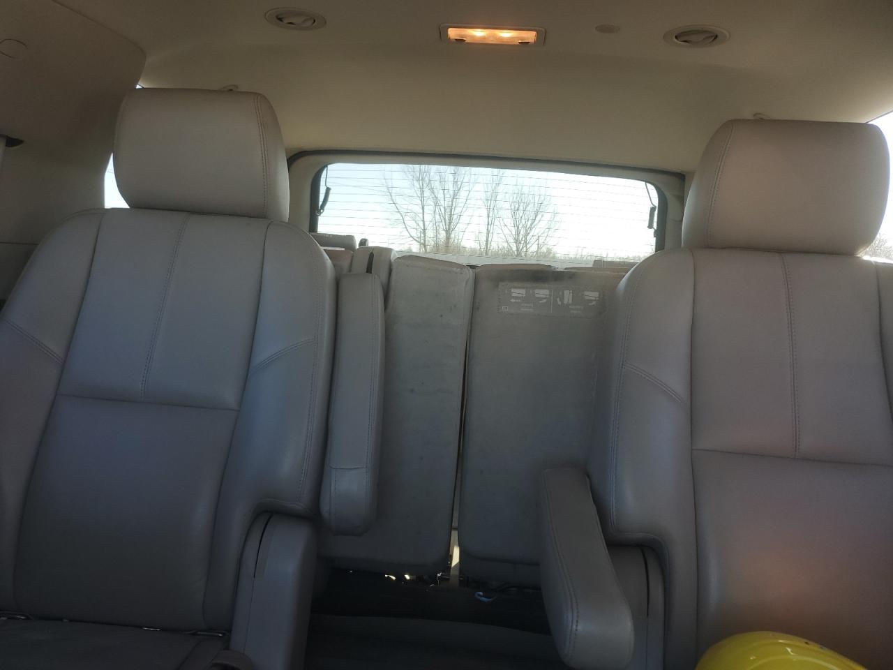 2011 Chevrolet Tahoe VIN 1GNSKBE09BR364110 Copart auction photo, top/roof damage thumbnail 10