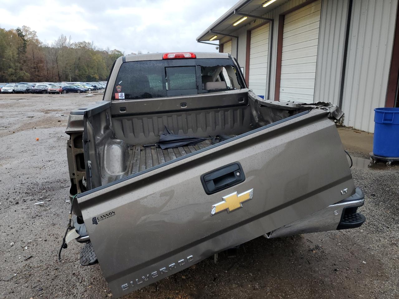 2015 Chevrolet Silverado VIN 3GCUKREC5FG328361 Copart auction photo, all over damage thumbnail 6