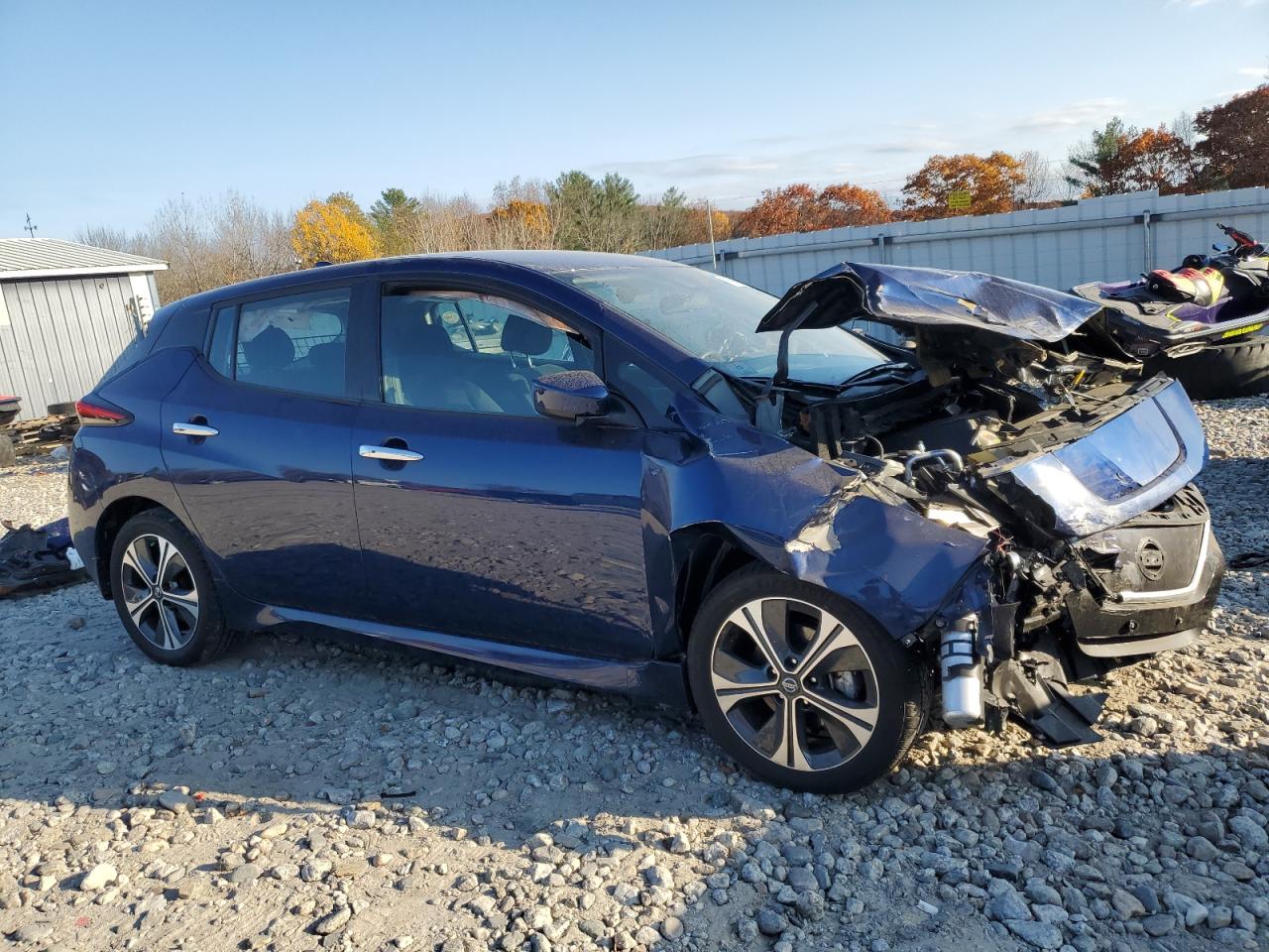 2022 Nissan Leaf VIN 1N4AZ1CV3NC551252 Copart auction photo, front end / side damage thumbnail 4