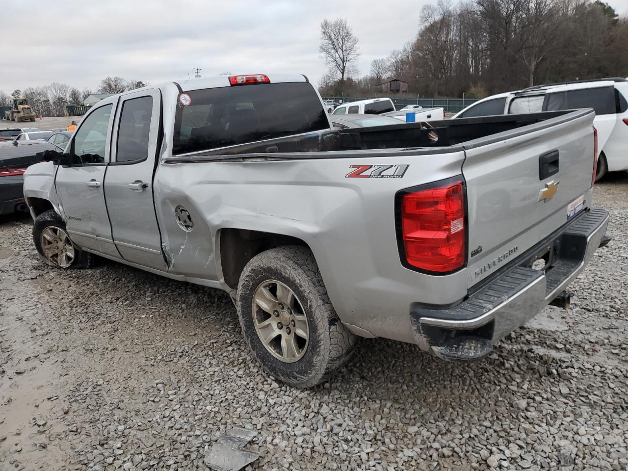 2018 Chevrolet Silverado VIN 1GCRCREH3JZ158671 Copart auction photo, all over / undercarriage damage thumbnail 2