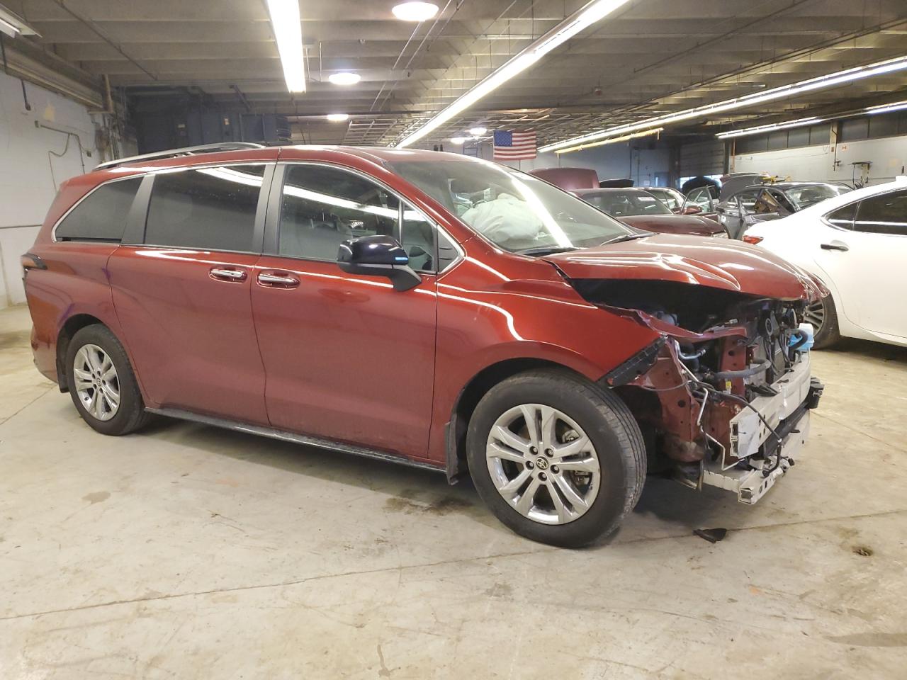 2022 Toyota Sienna VIN 5TDXSKFC1NS069404 Copart auction photo, front end / mechanical damage thumbnail 4
