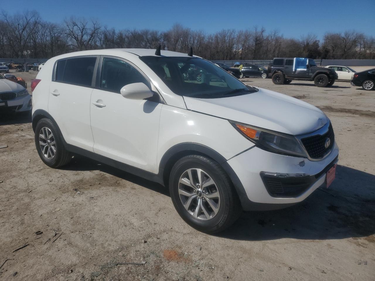 2016 KIA Sportage VIN KNDPB3AC7G7880778 Copart auction photo, front end / mechanical damage thumbnail 4