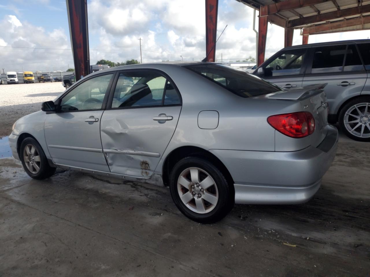 2006 Toyota Corolla VIN 2T1BR32E06C639597 Copart auction photo, side / mechanical damage thumbnail 2